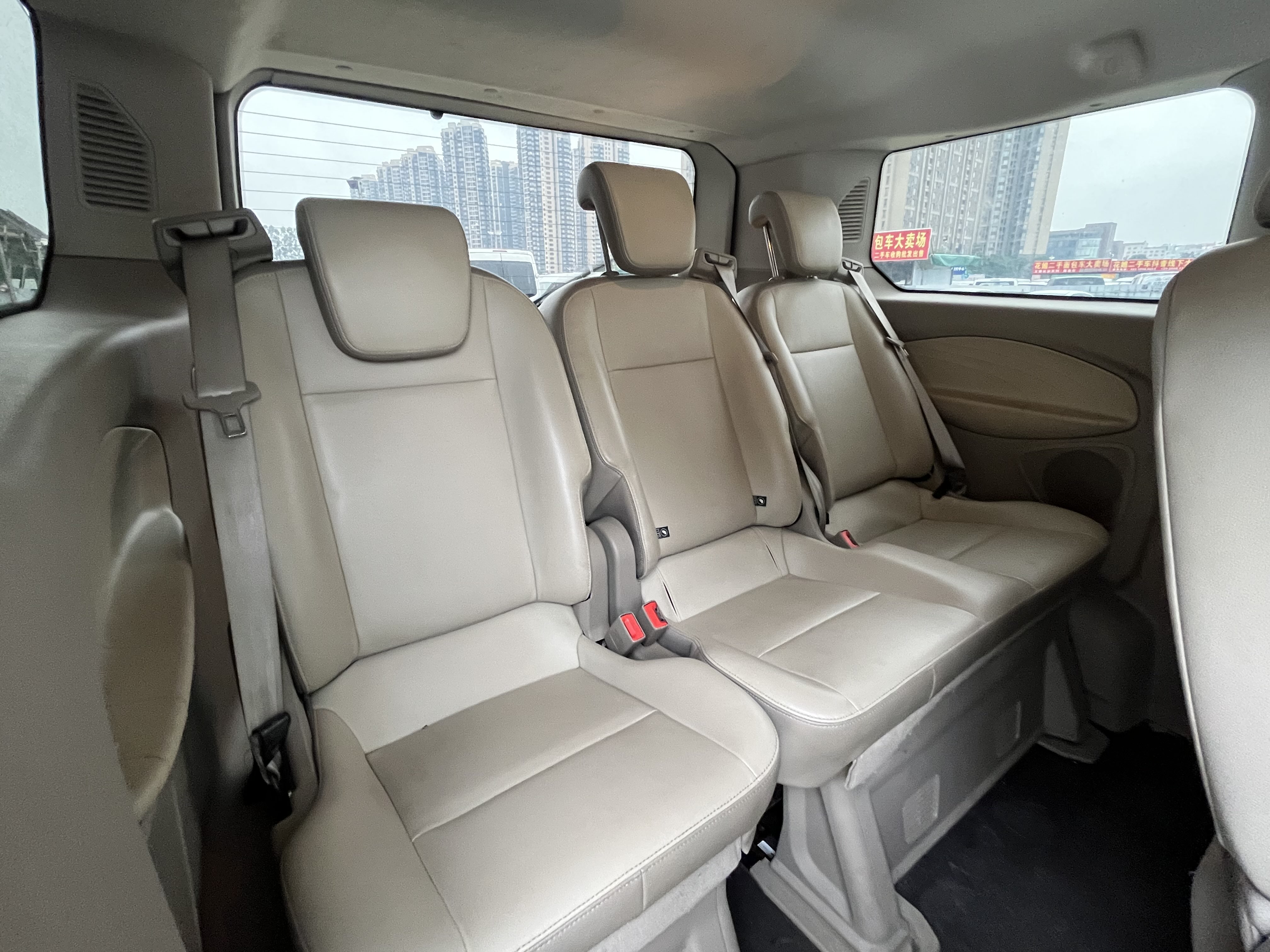 Ford Transit 2020 car image #12