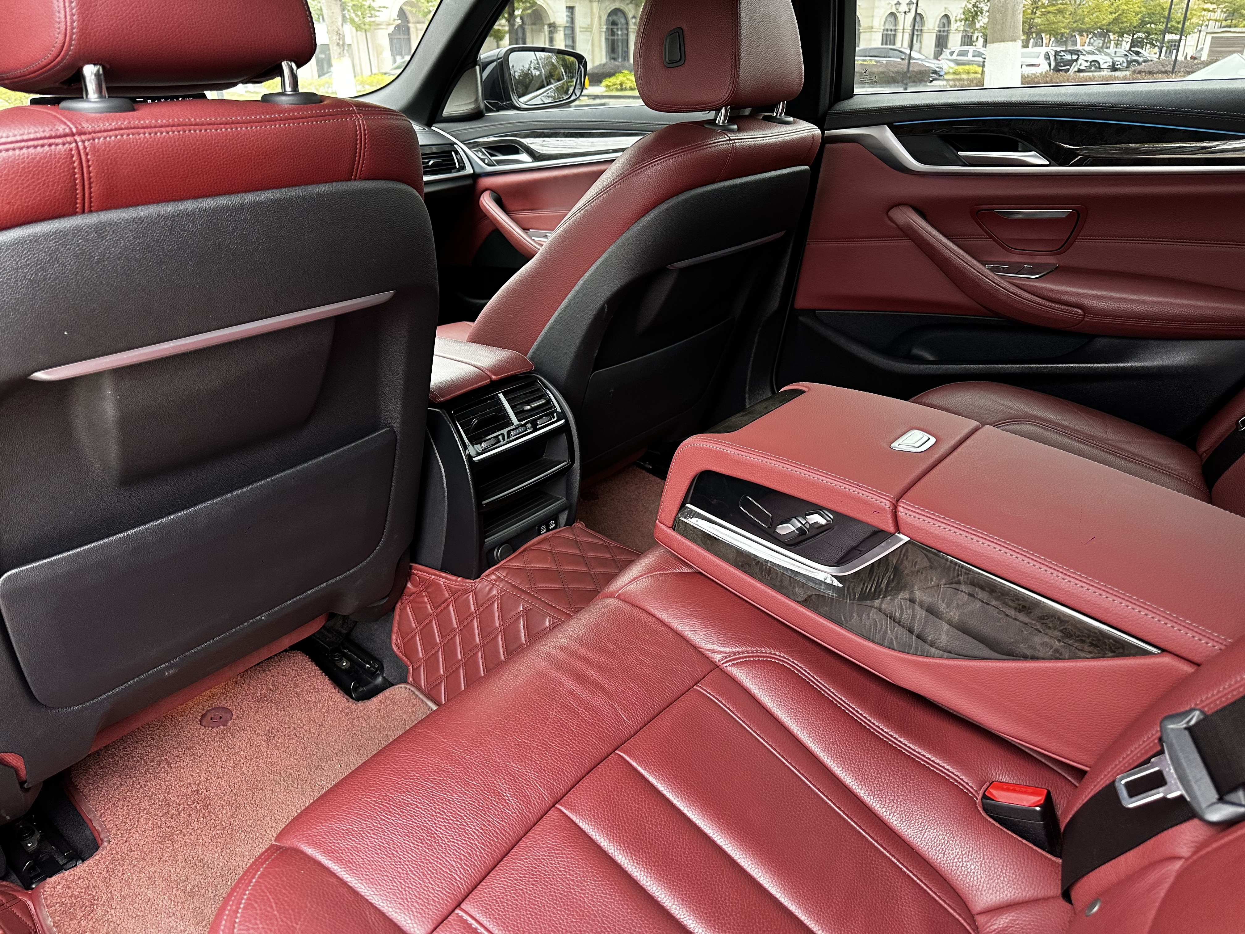 BMW 5 Series 2020 #12 BMW 5 Series 2020 car image #12