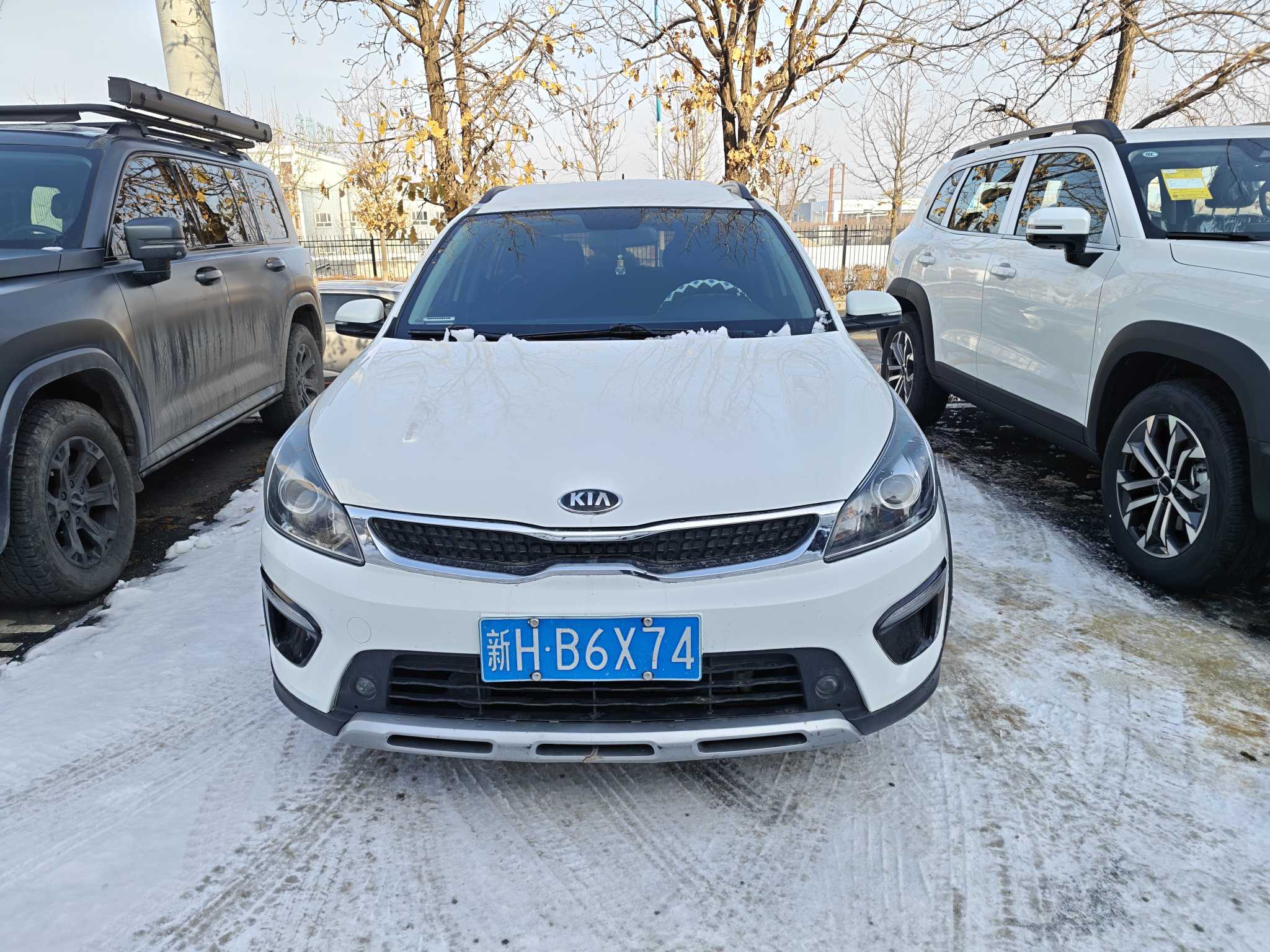 Kia Rio Cross 2020 car image #12