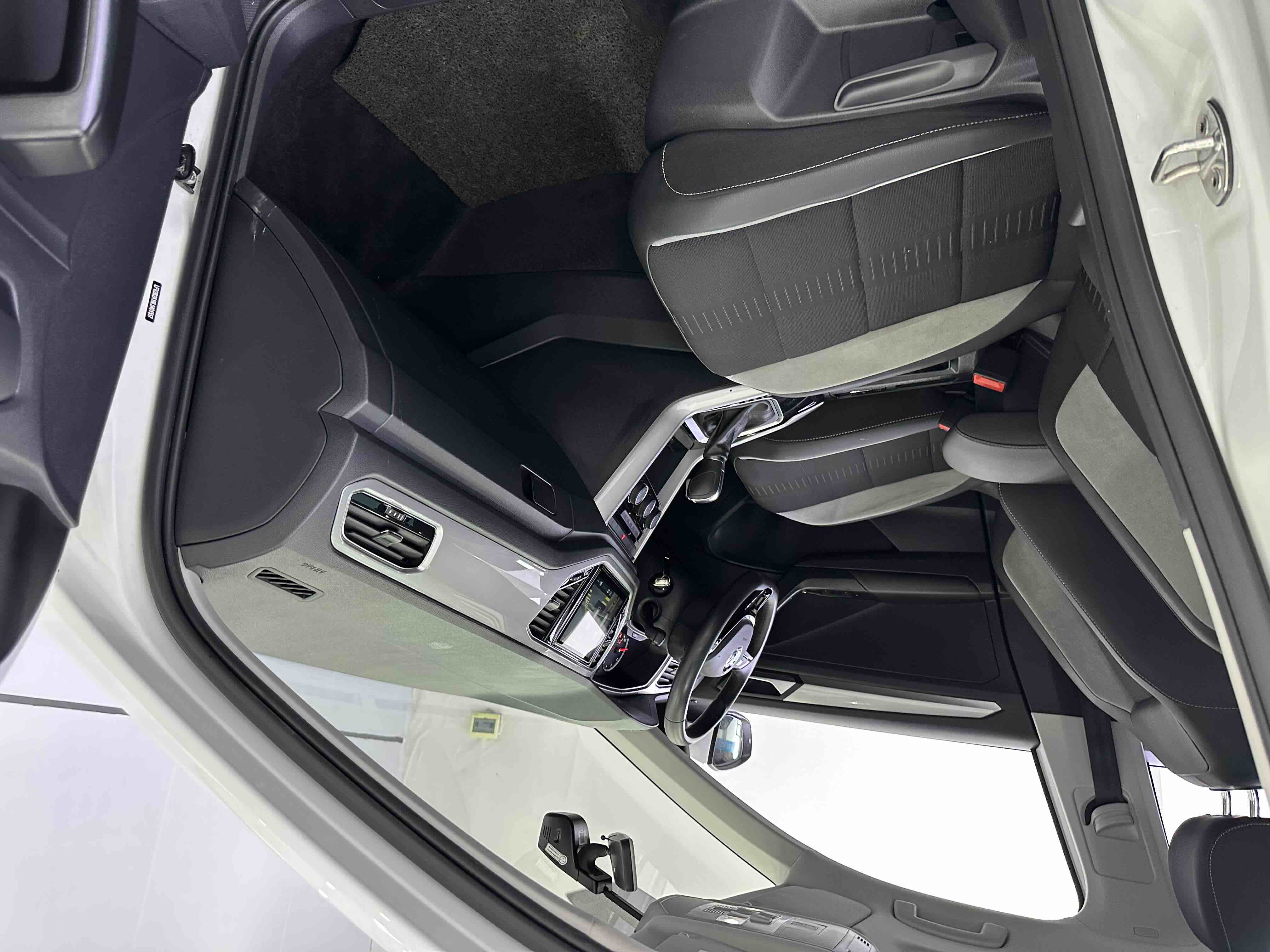 T-Roc 2020 #12 T-Roc 2020 car image #12
