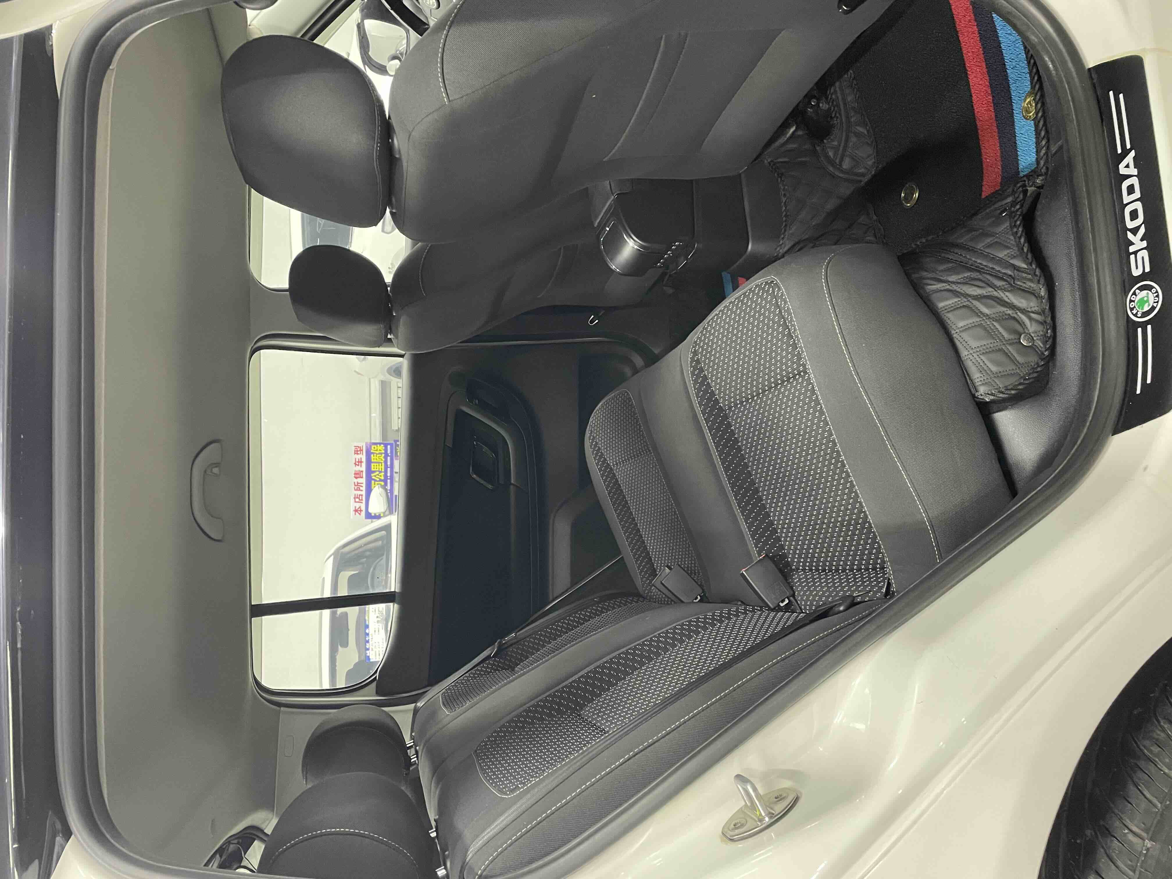 Skoda Fabia 2013 immagine di auto #12