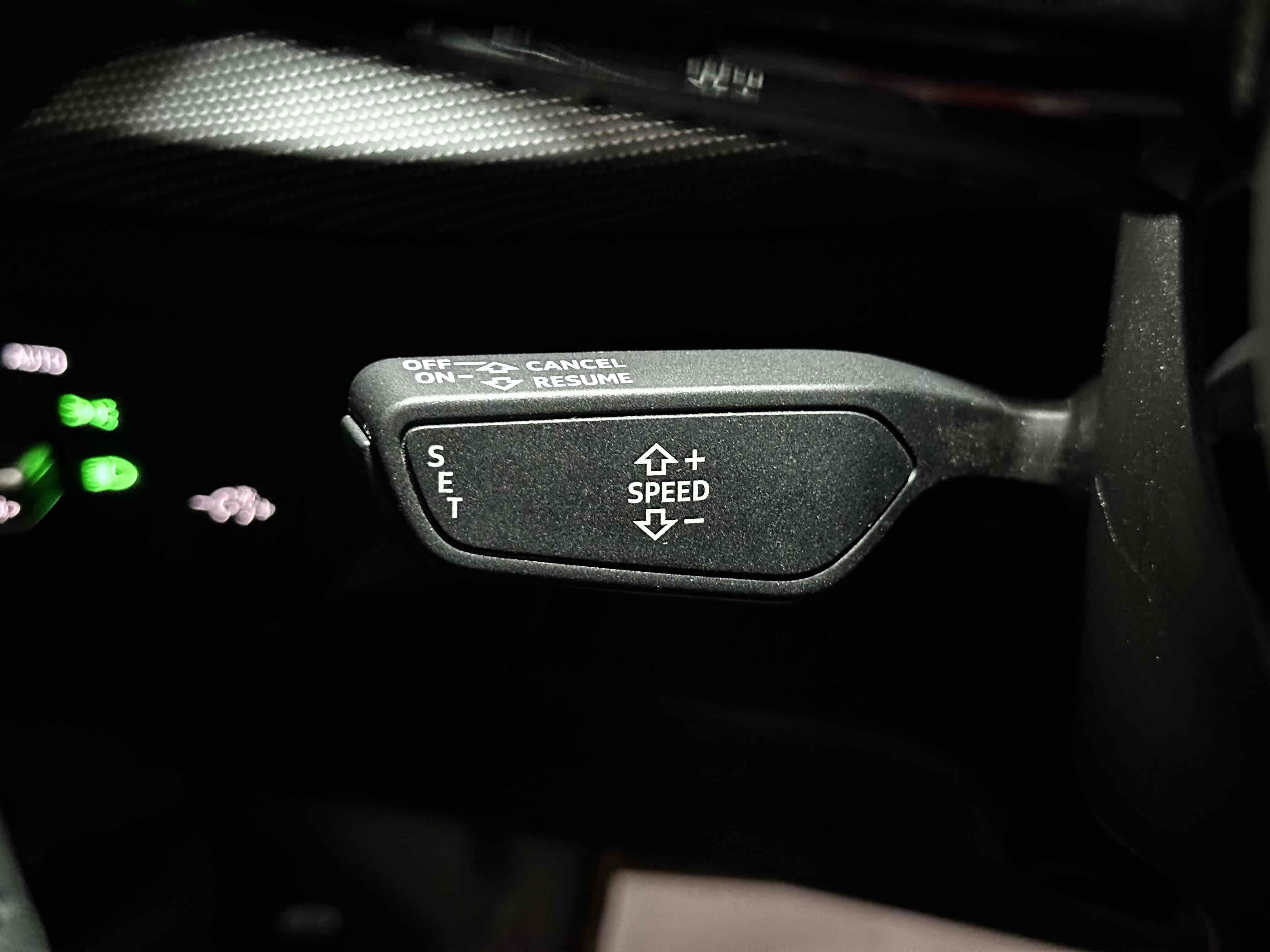 Audi Q2L e-tron 2021 car image #12