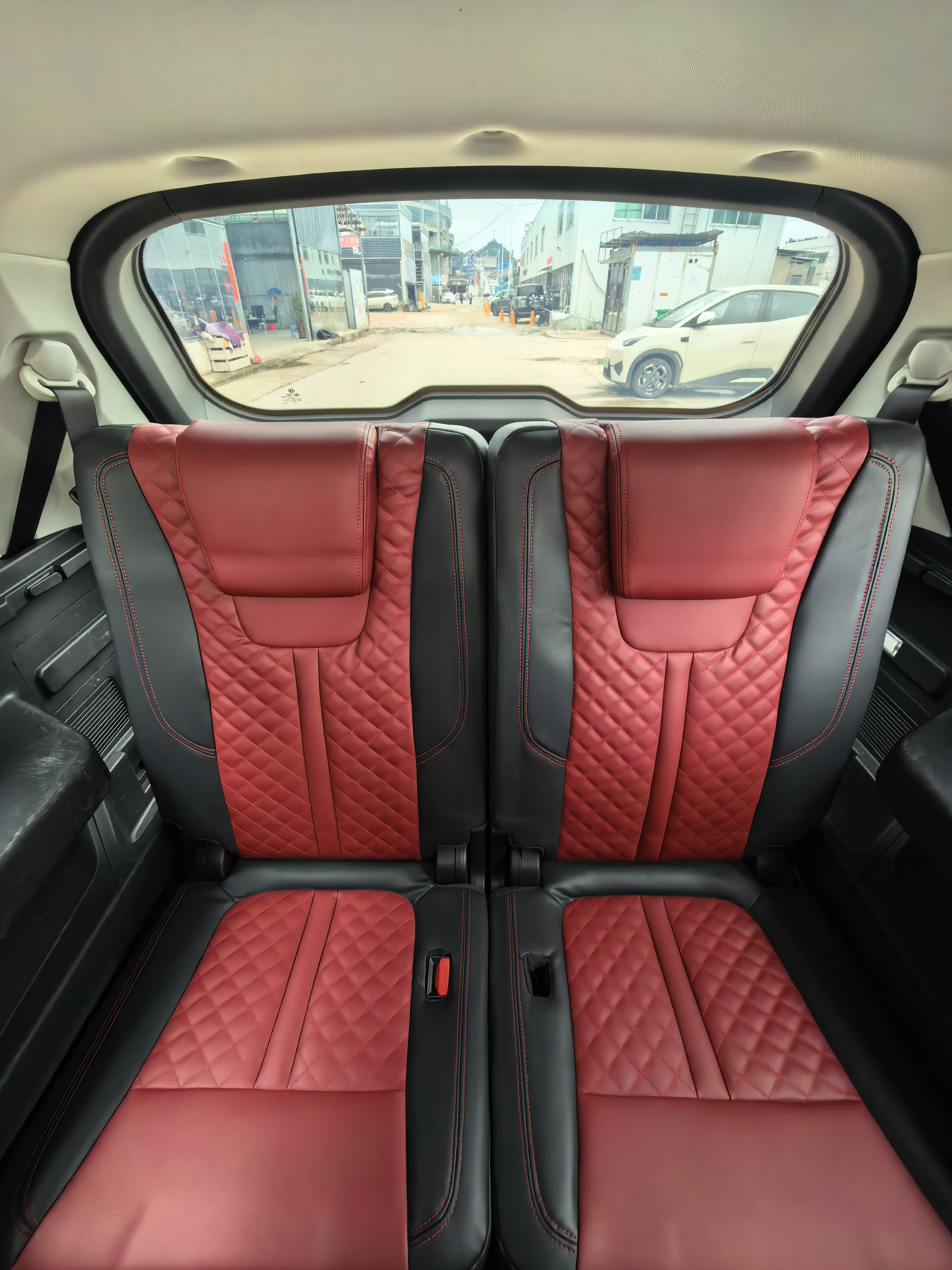 Forthing T5 L 2021 car image #12