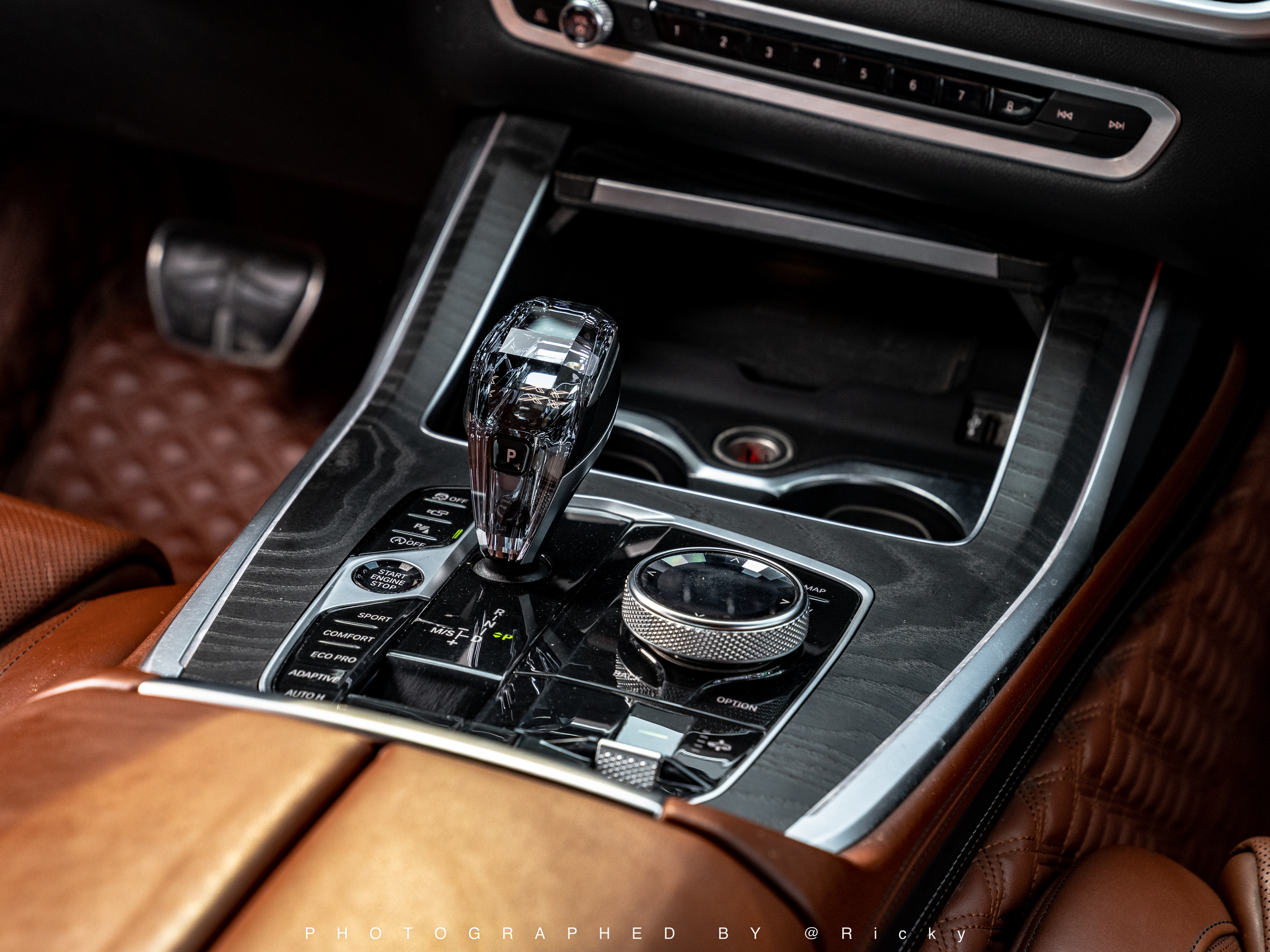 BMW X7 2020 immagine di auto #12