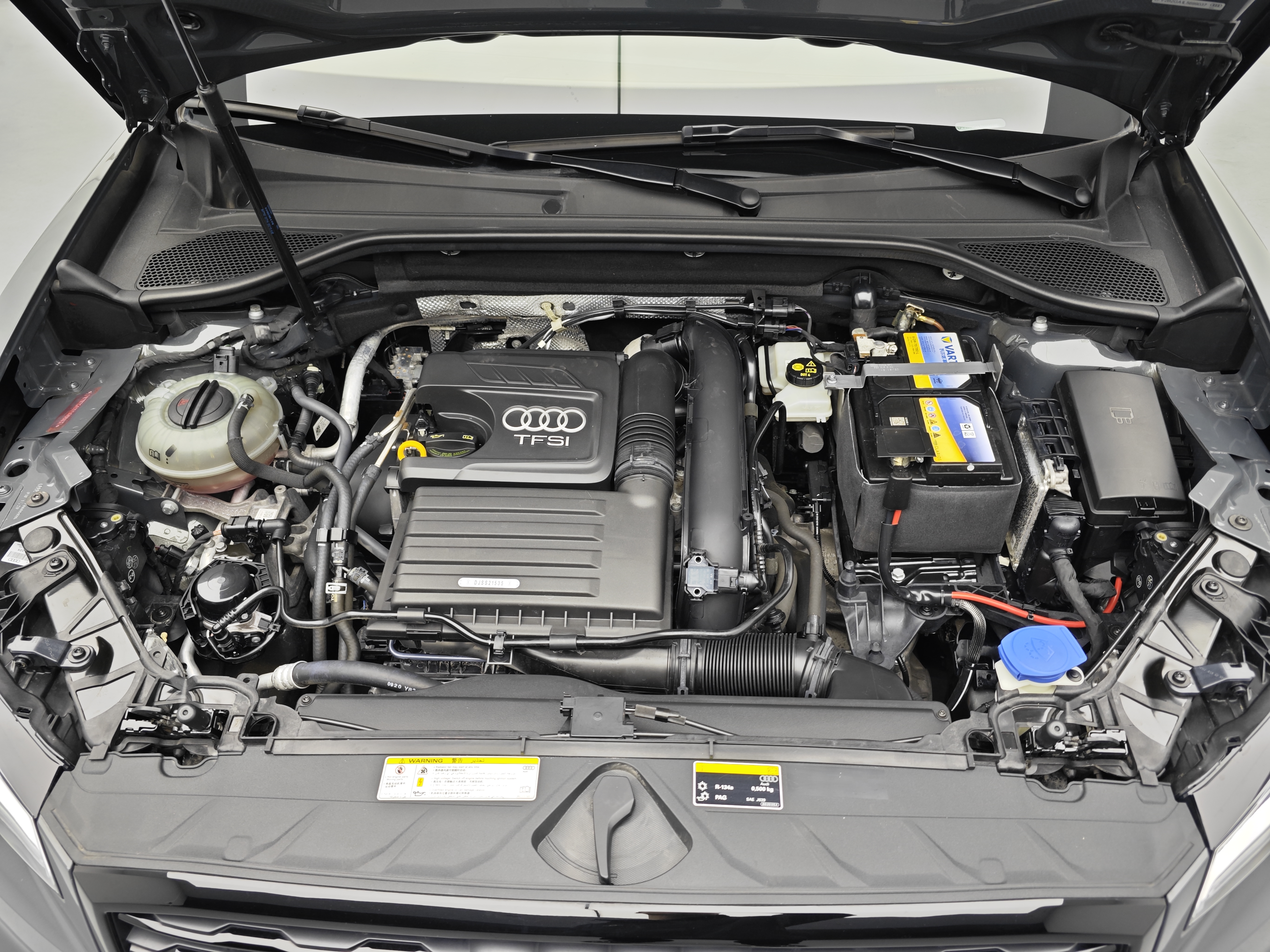 Q2L 2020 car image #12