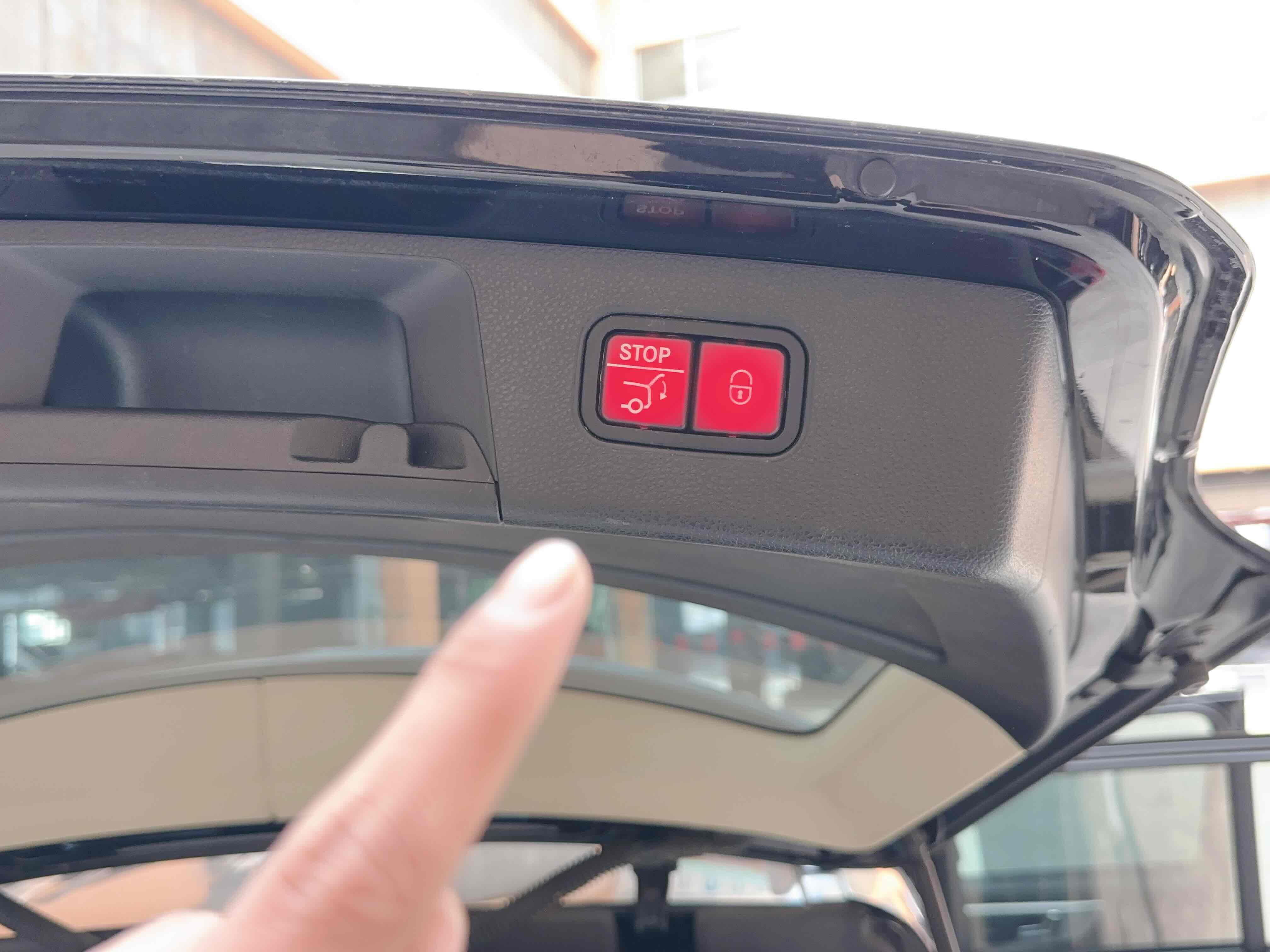 Mercedes-Benz GLK Class (Imported) 2011 #12 Mercedes-Benz GLK Class (Imported) 2011 car image #12