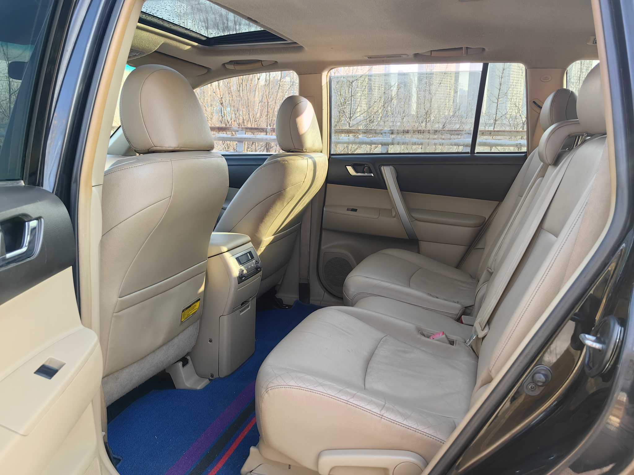 Toyota Highlander 2010 #12 Toyota Highlander 2010 car image #12