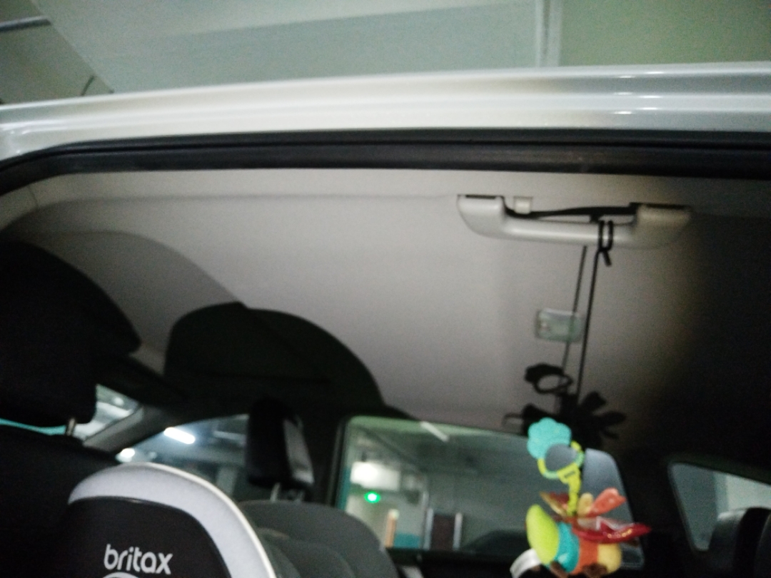 Toyota RAV4 2016 car image #12