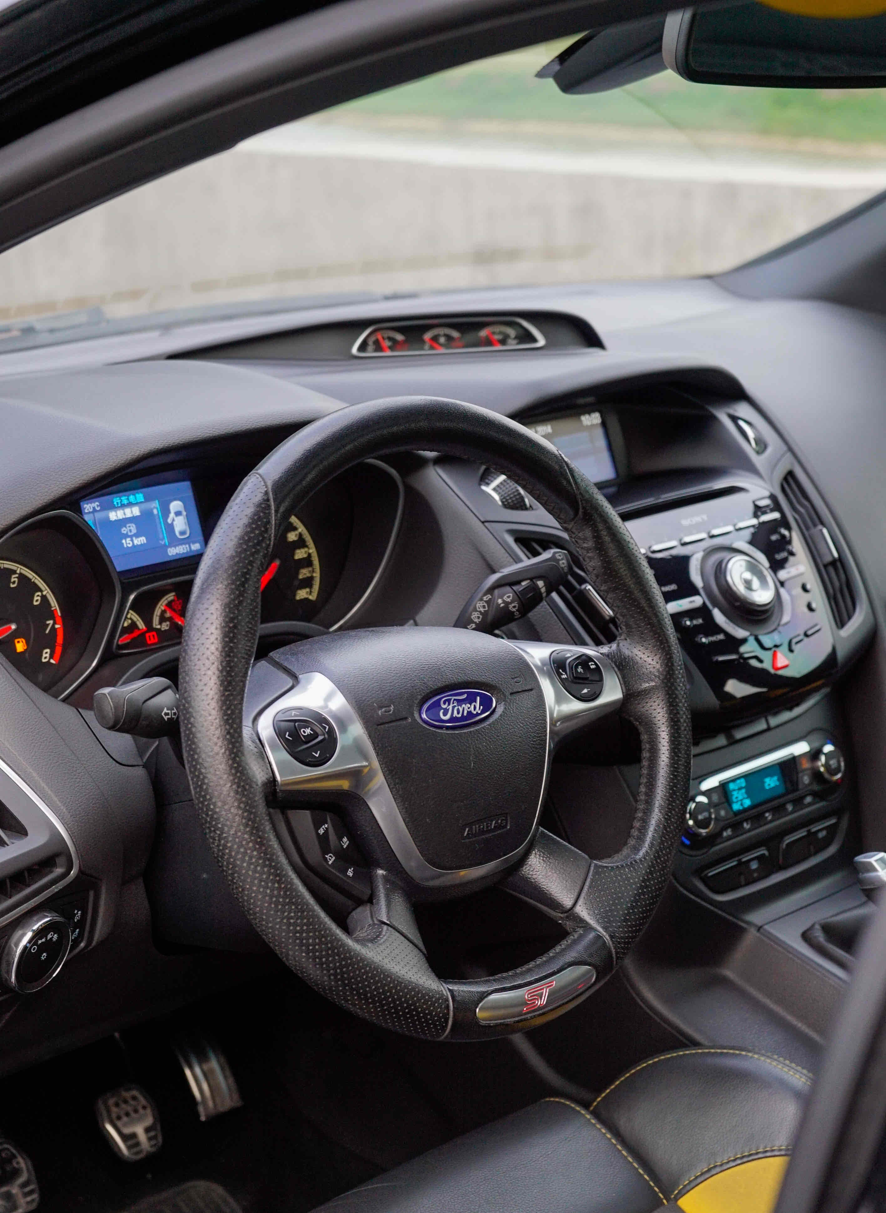 Ford Focus (Imported) 2014 صورة سيارة #12