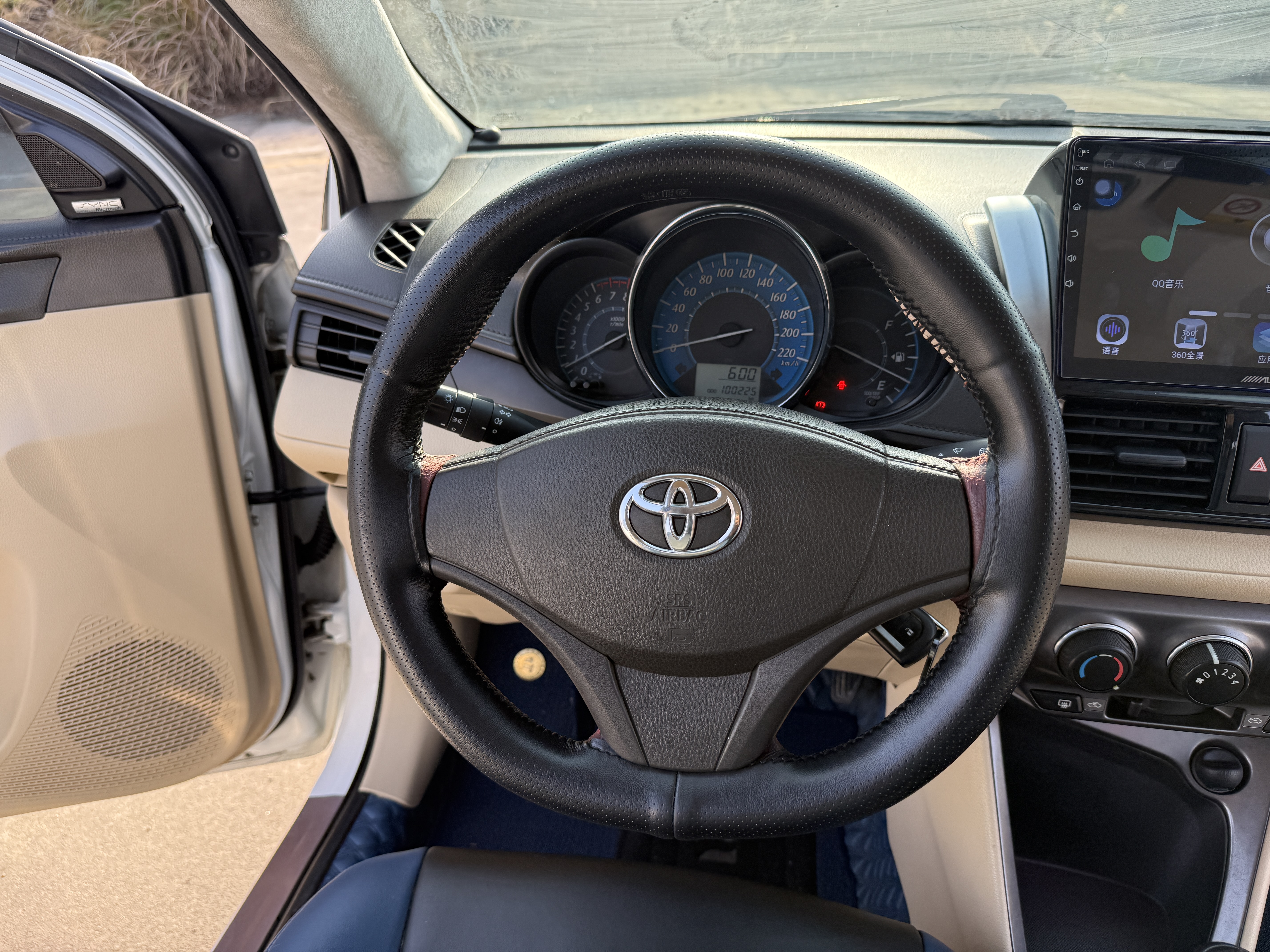 Yaris L Zhixuan 2014 car image #12