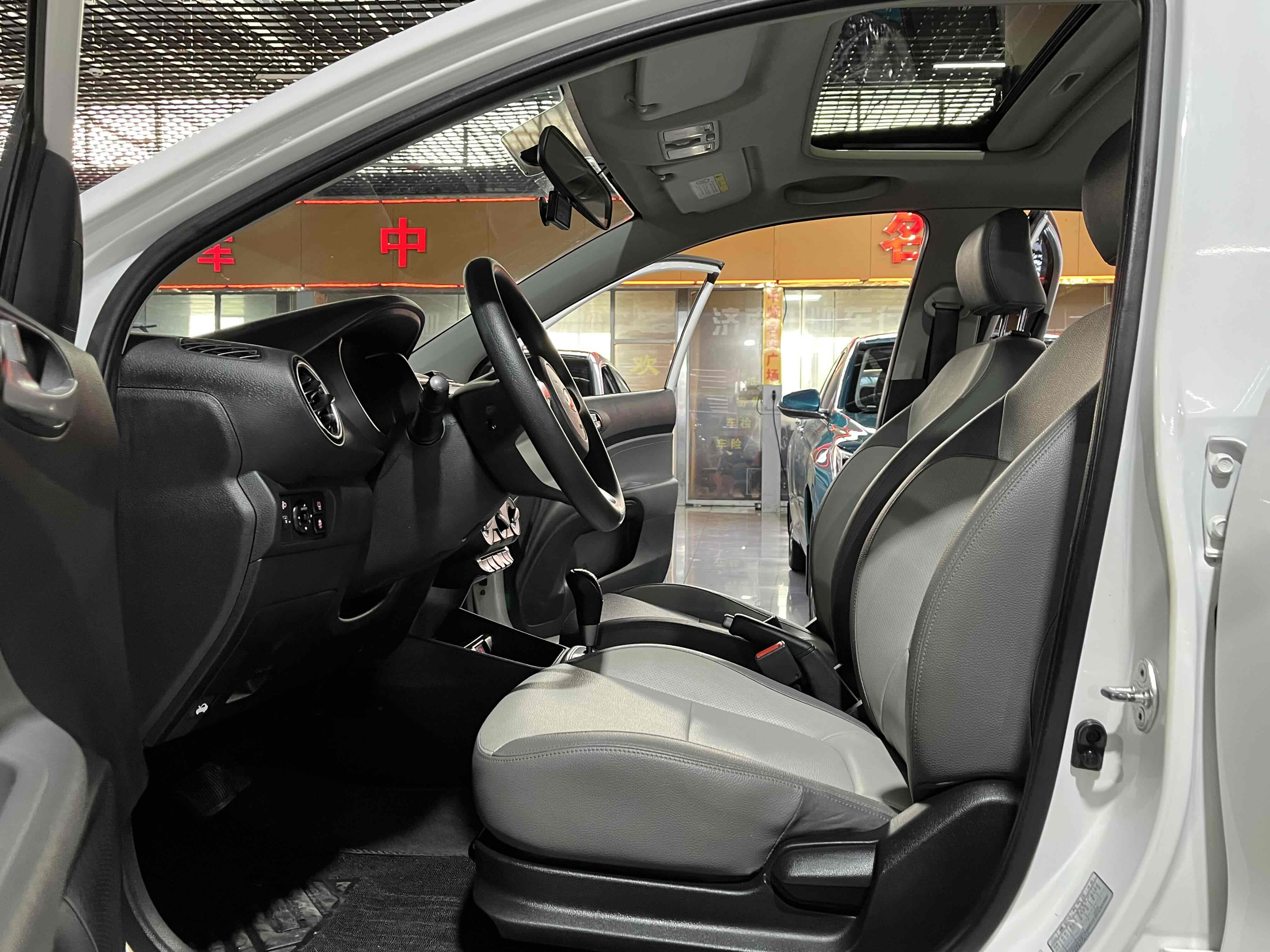 起亚 焕驰 2020 汽车图片 #12