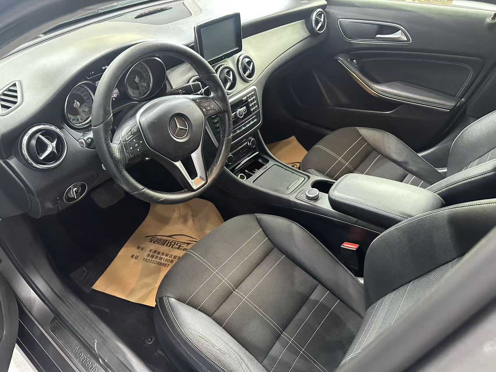 Mercedes-Benz GLA Class (Imported) 2015 immagine di auto #12