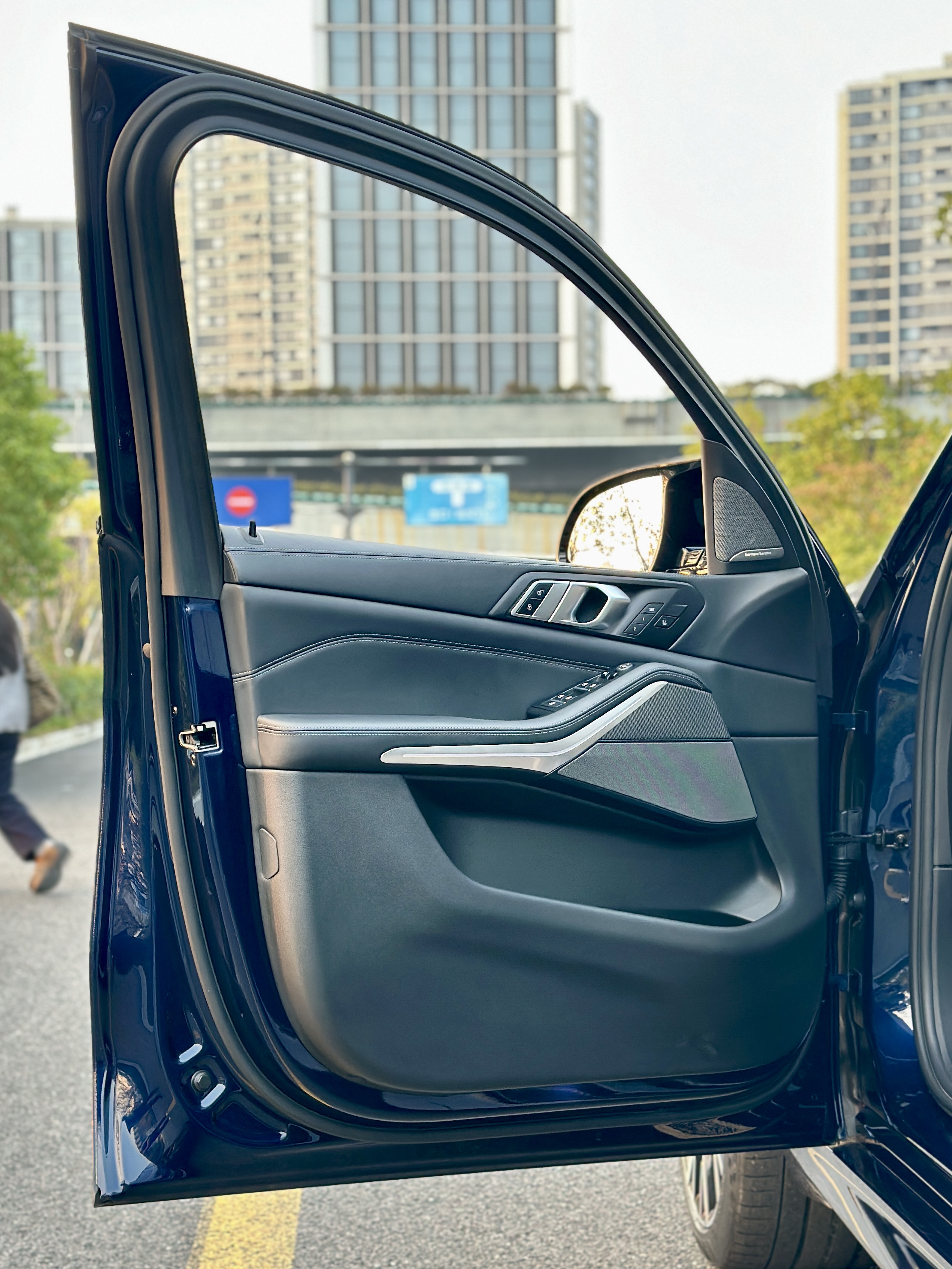 BMW X5 M 2021 car image #12