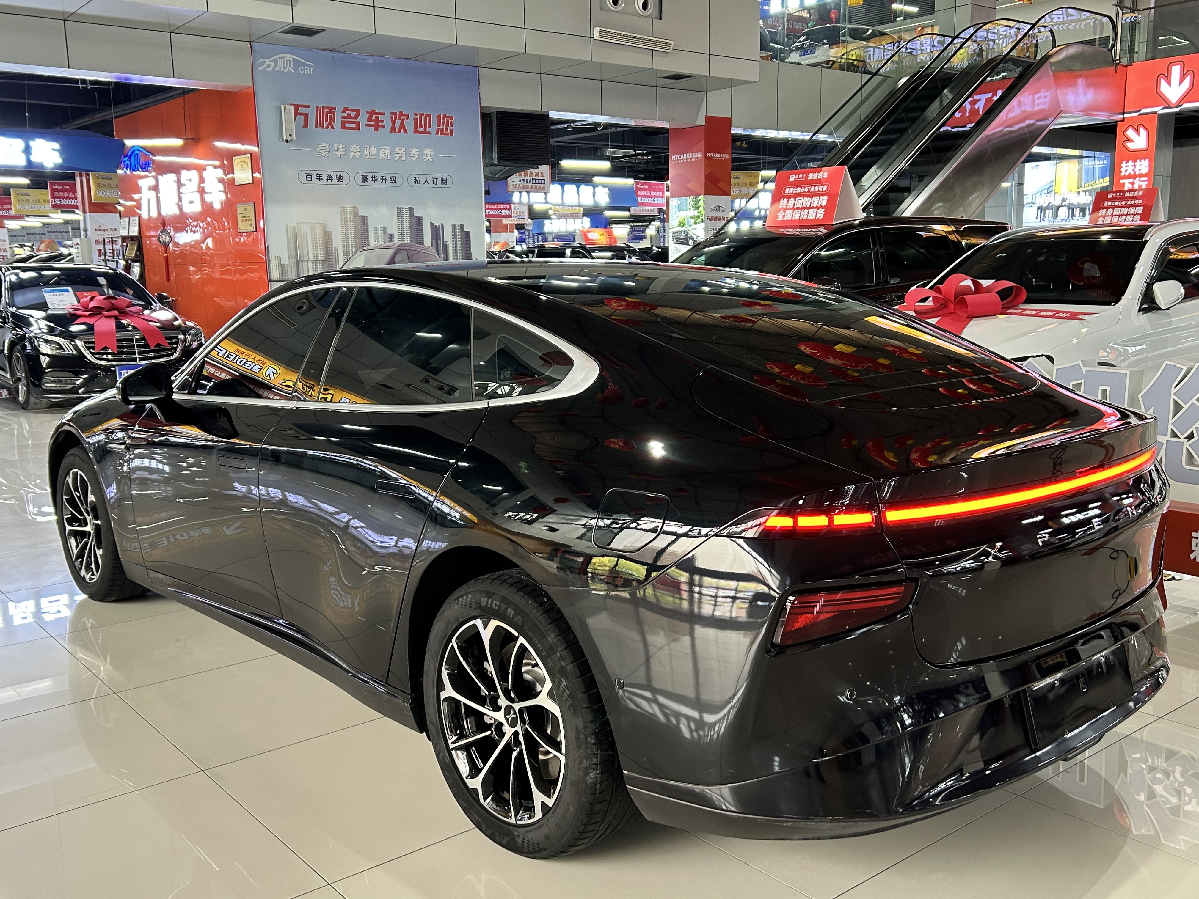 小鹏 小鹏P7 2021 汽车图片 #12