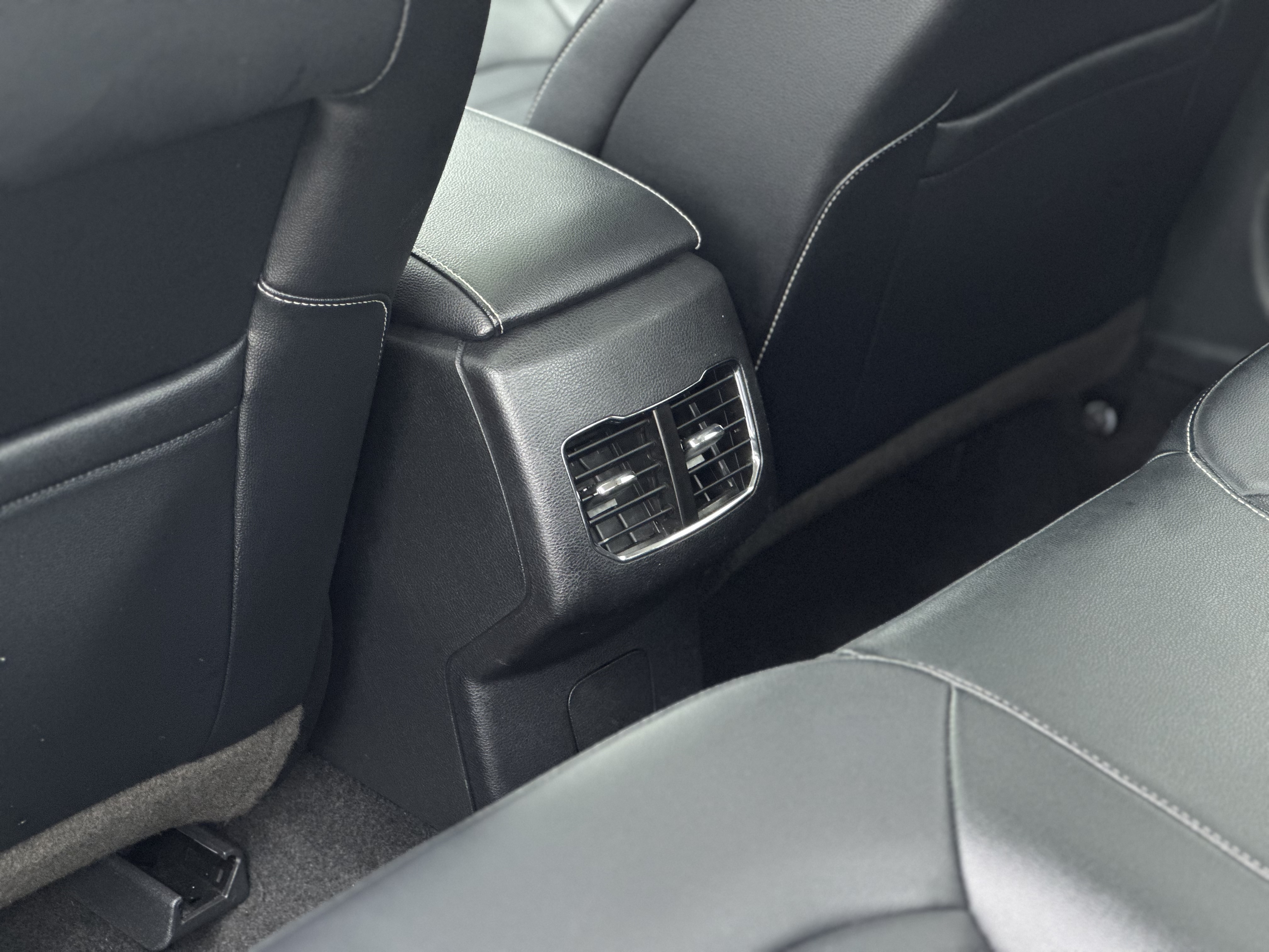 Ford Mondeo 2022 #12 Ford Mondeo 2022 car image #12