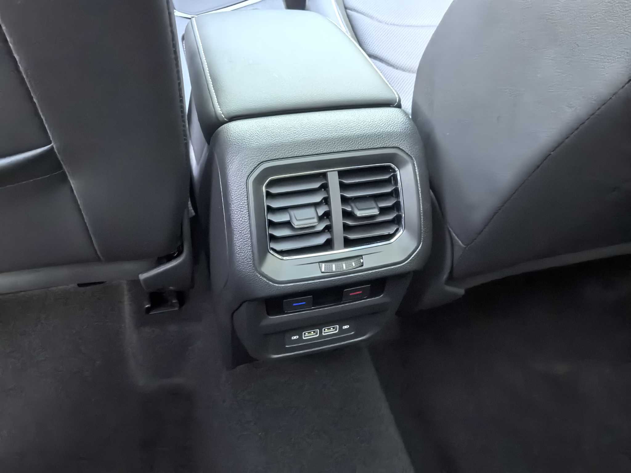 Volkswagen Tiguan L New Energy 2021 car image #12