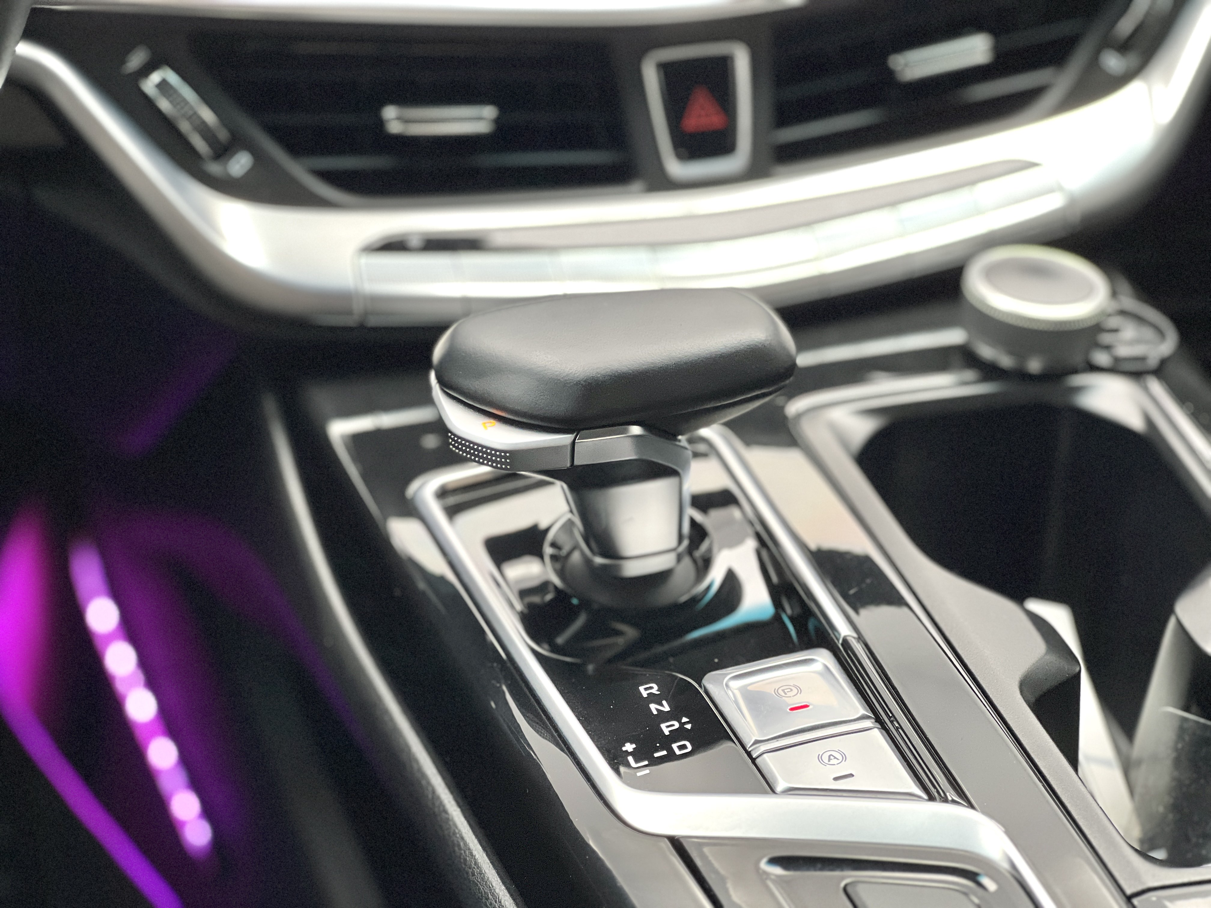 GEELY Ulion New Energy 2021 car image #12