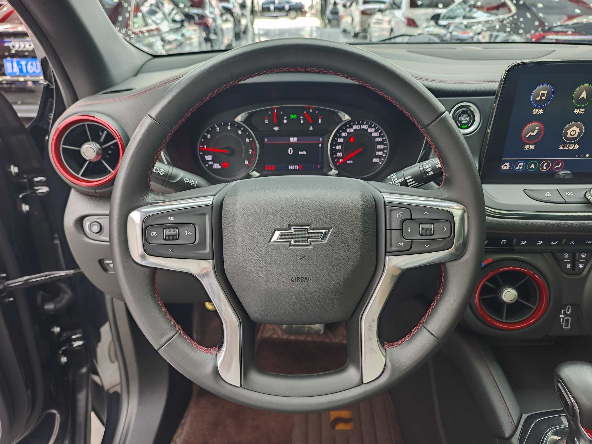 Chevrolet Blazer 2021 изображение автомобиля #12
