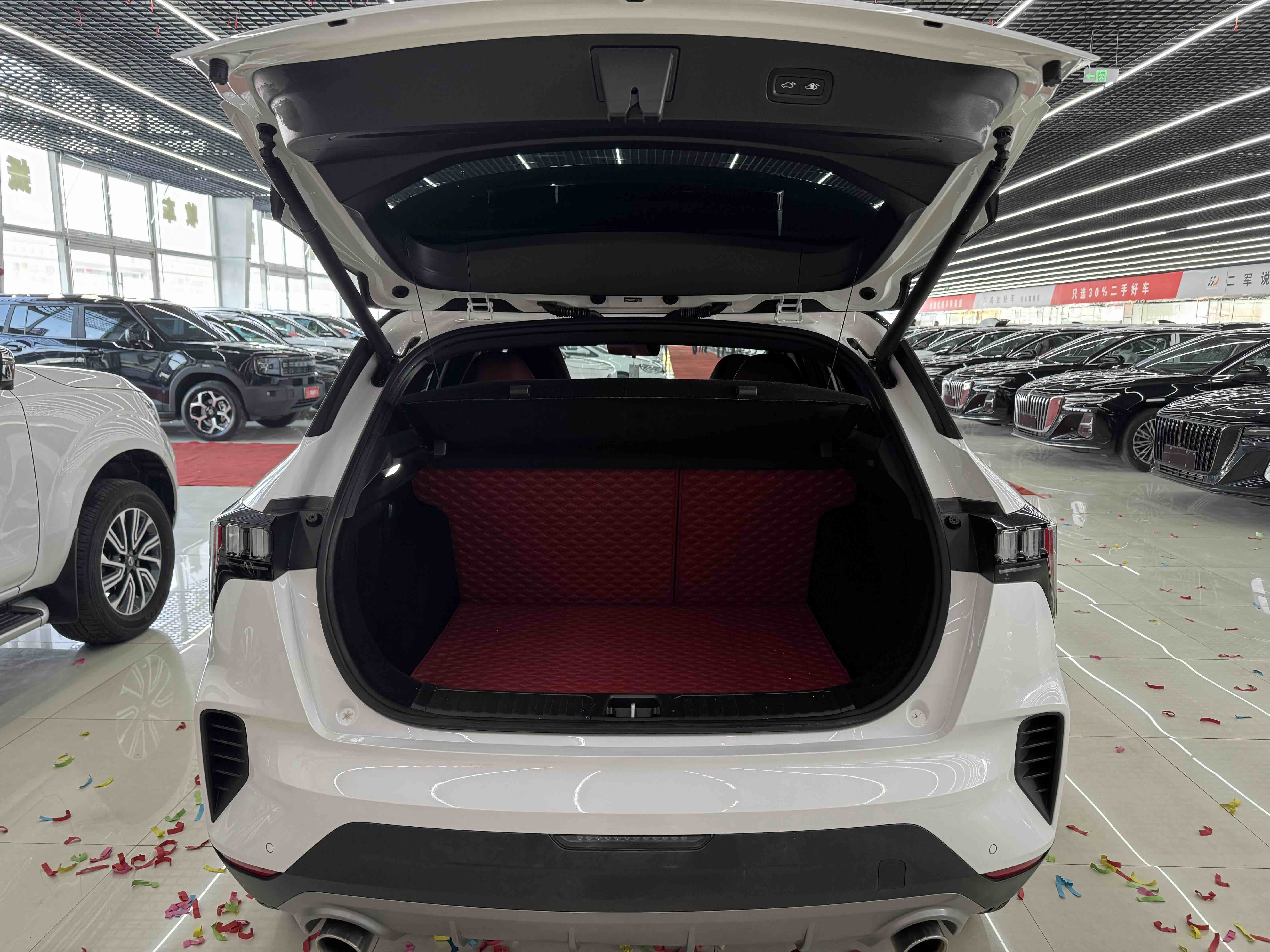 Lynk & Co 06 2021 car image #12
