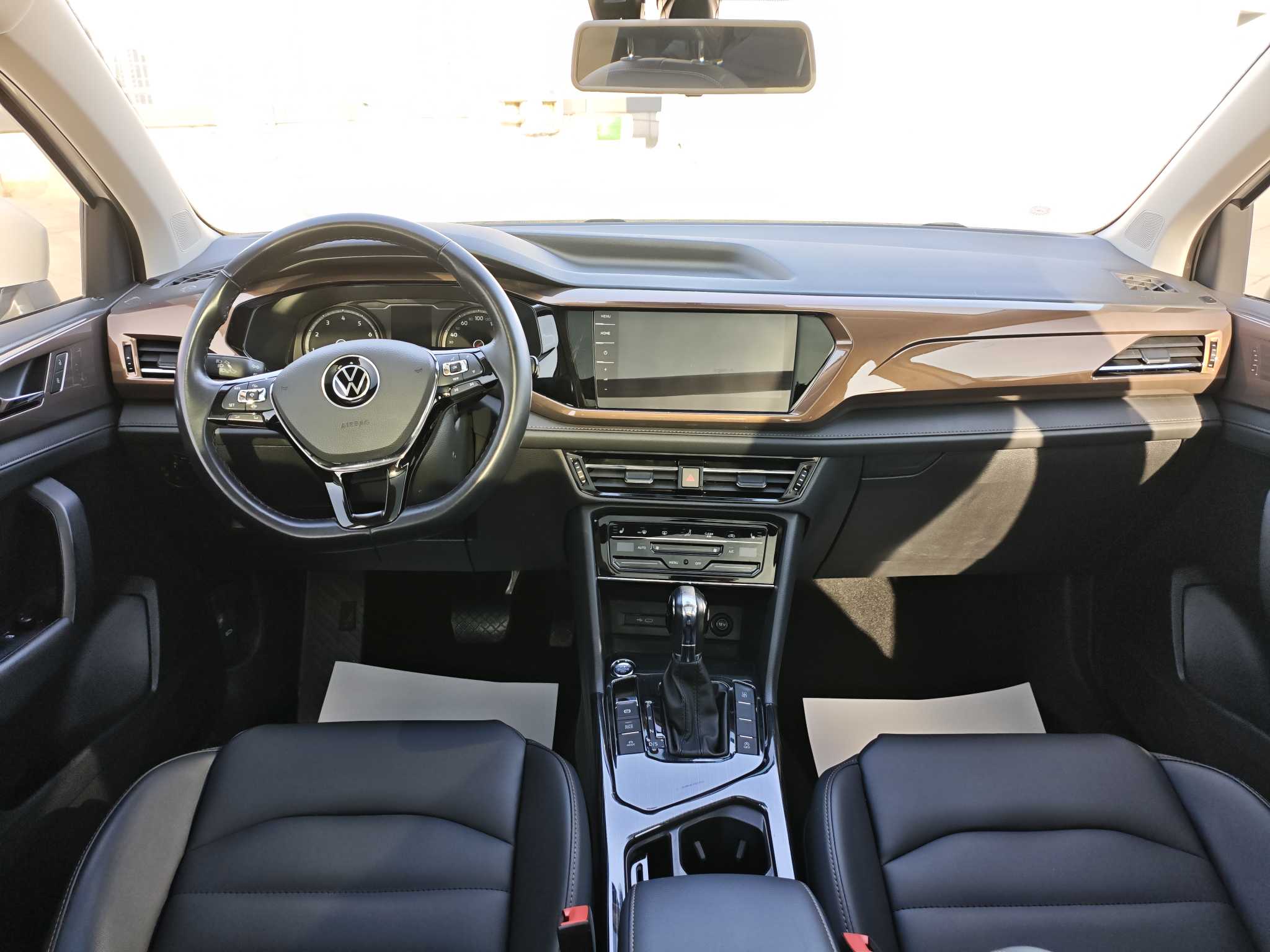 Volkswagen Tharu 2021 car image #12