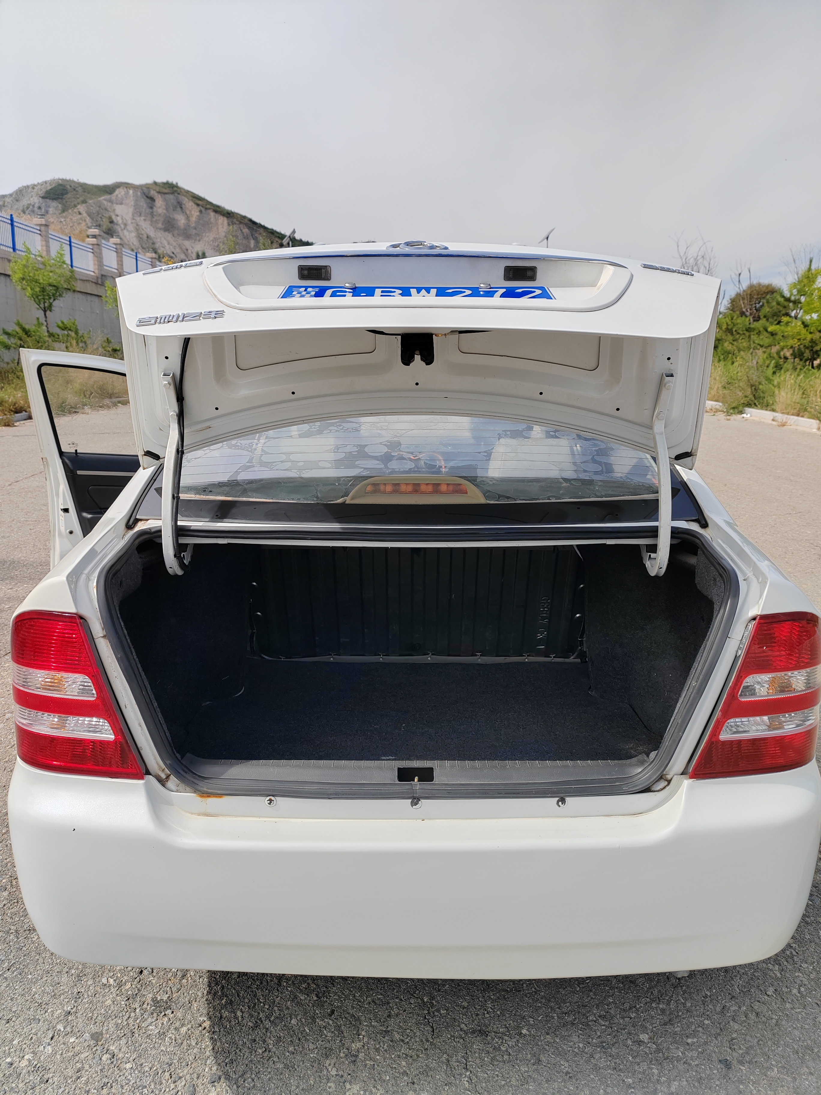 GEELY LibertyShip 2013 imagem de carro #12