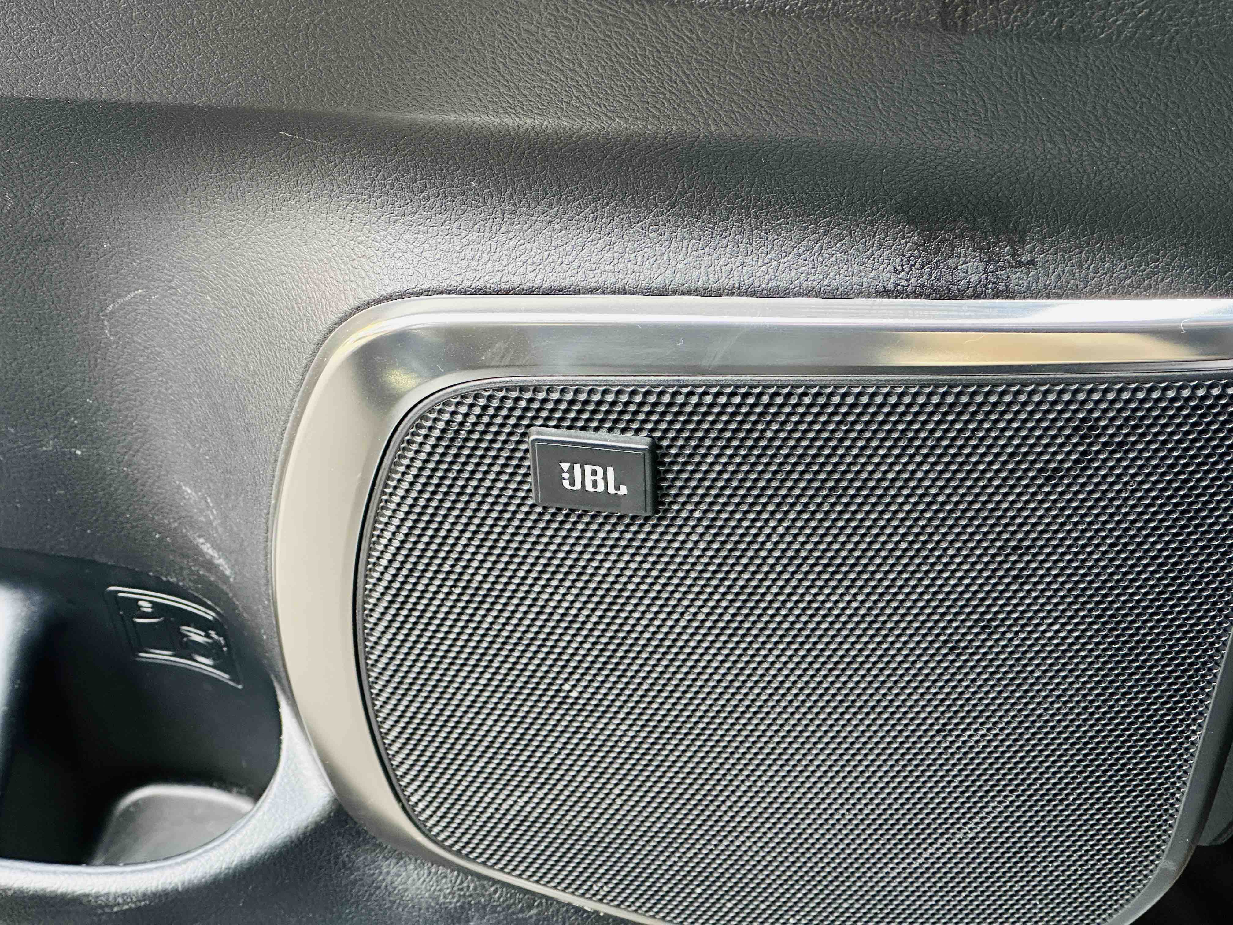 Toyota Vellfire 2021 #12 Toyota Vellfire 2021 صورة سيارة #12