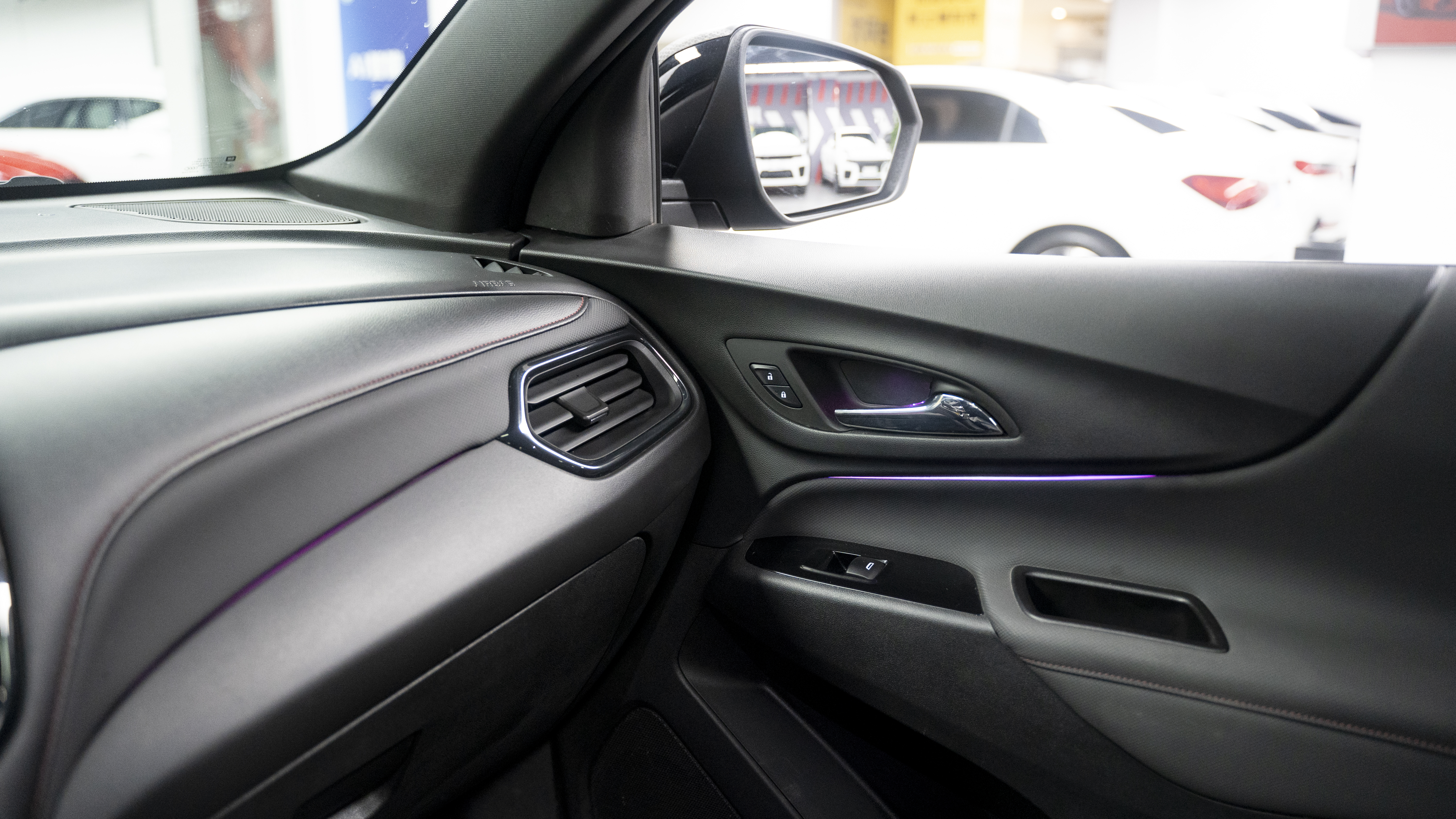 Chevrolet Equinox 2021 #12 Chevrolet Equinox 2021 car image #12