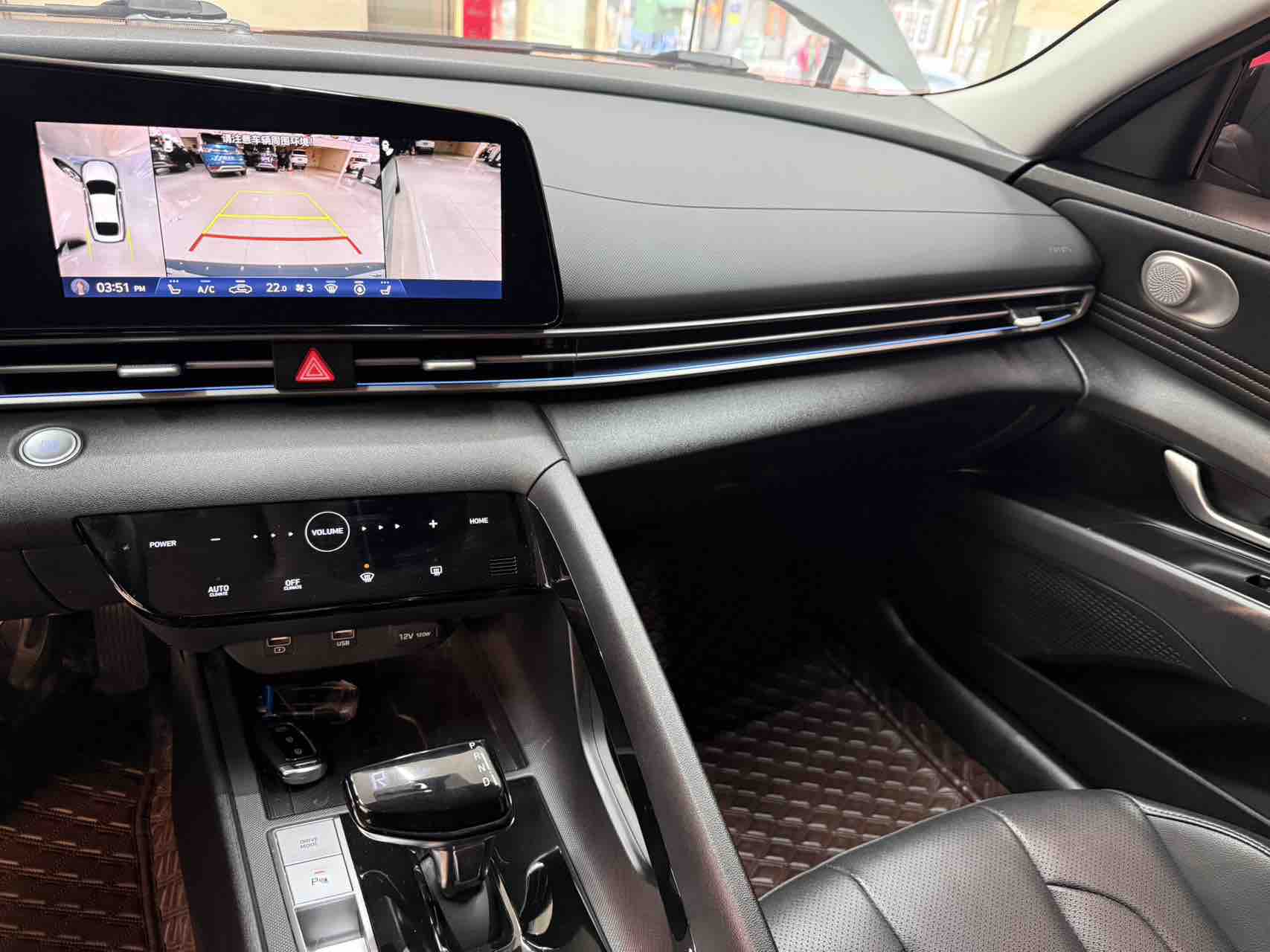 Hyundai Elantra 2021 immagine di auto #12