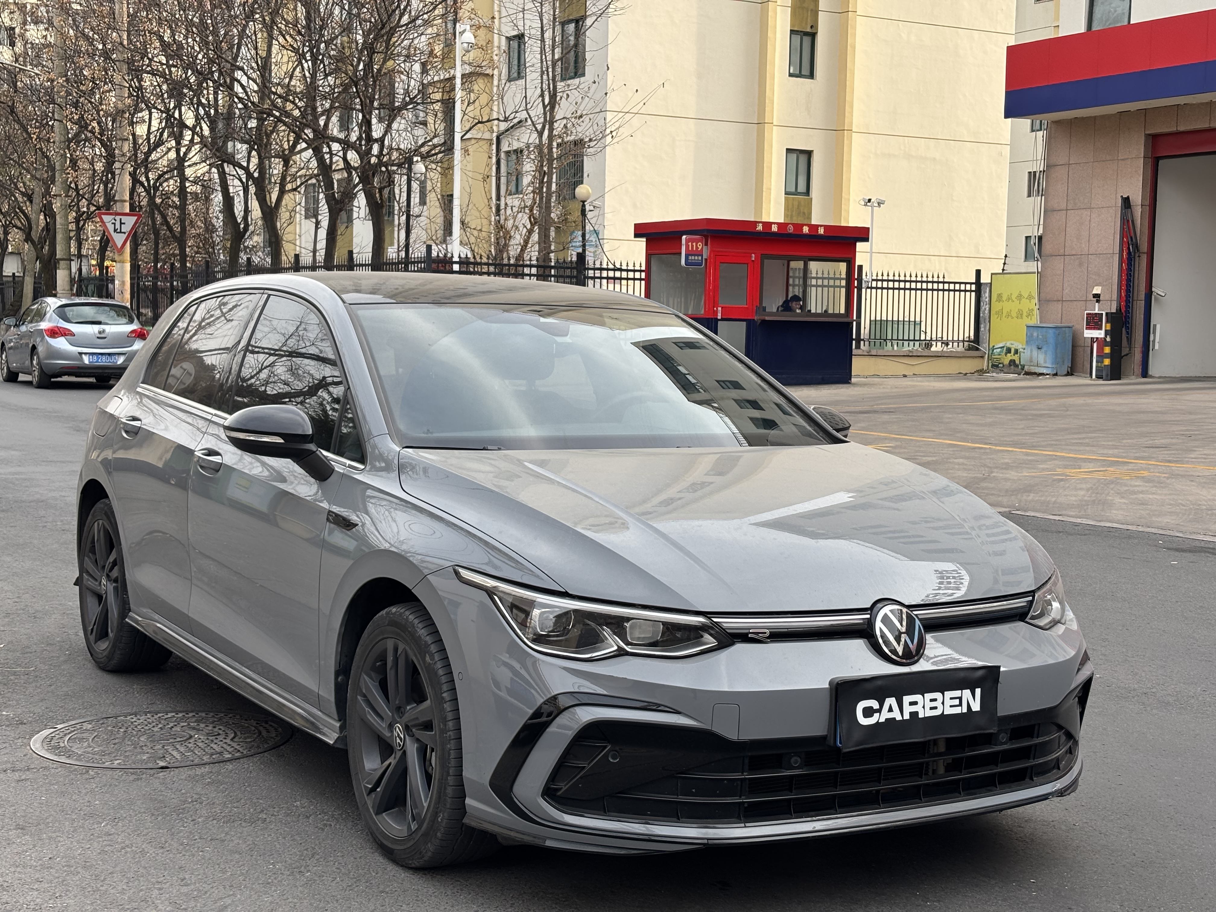 Volkswagen Golf 2022 car image #12