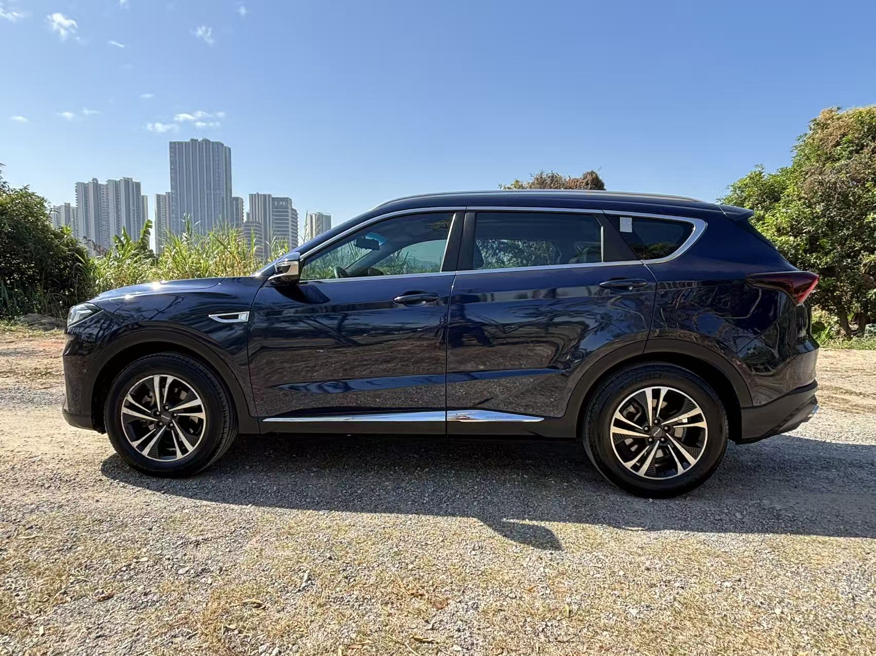 X70 PLUS 2021 car image #12
