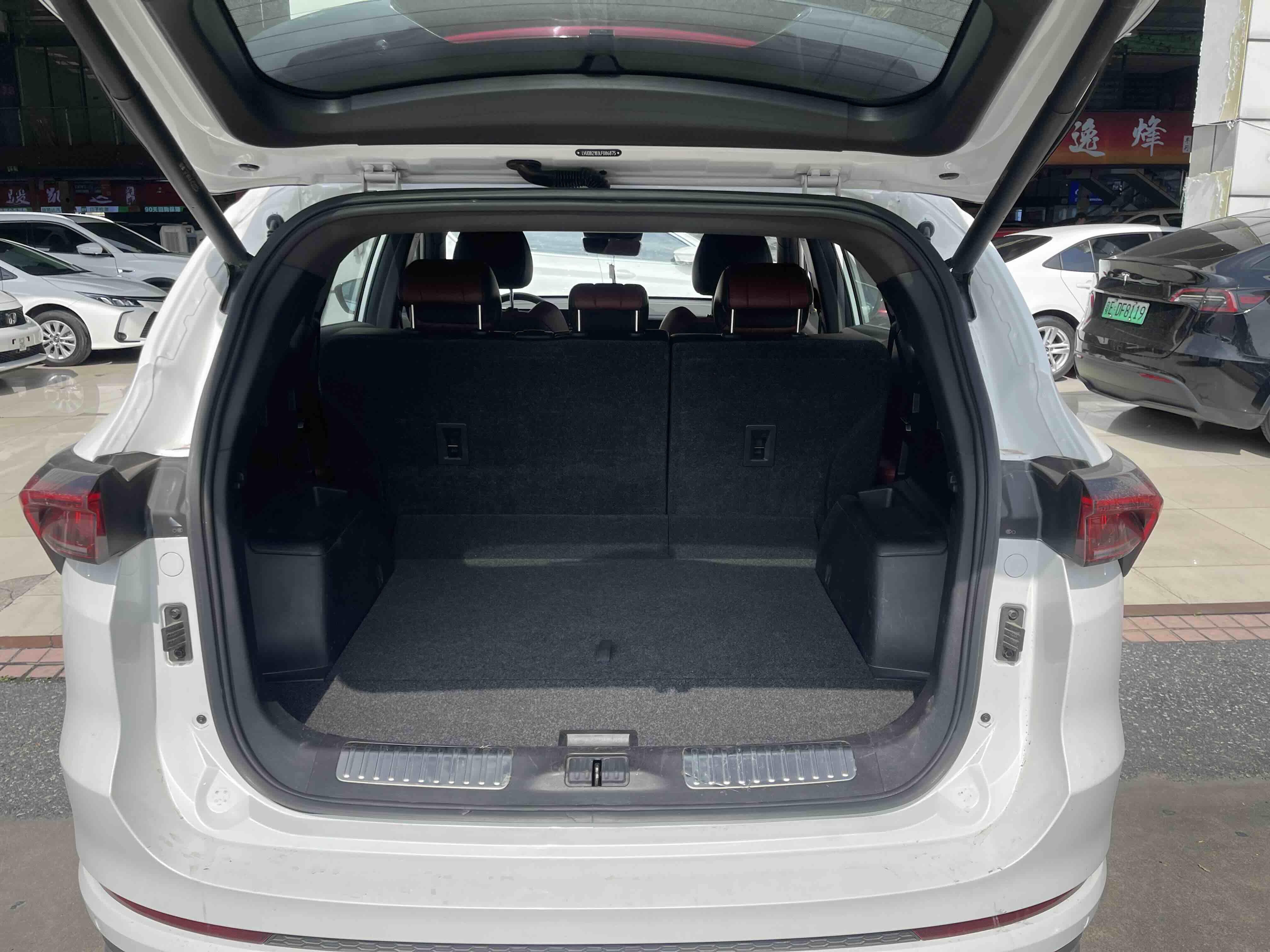 X70 PLUS 2021 car image #12
