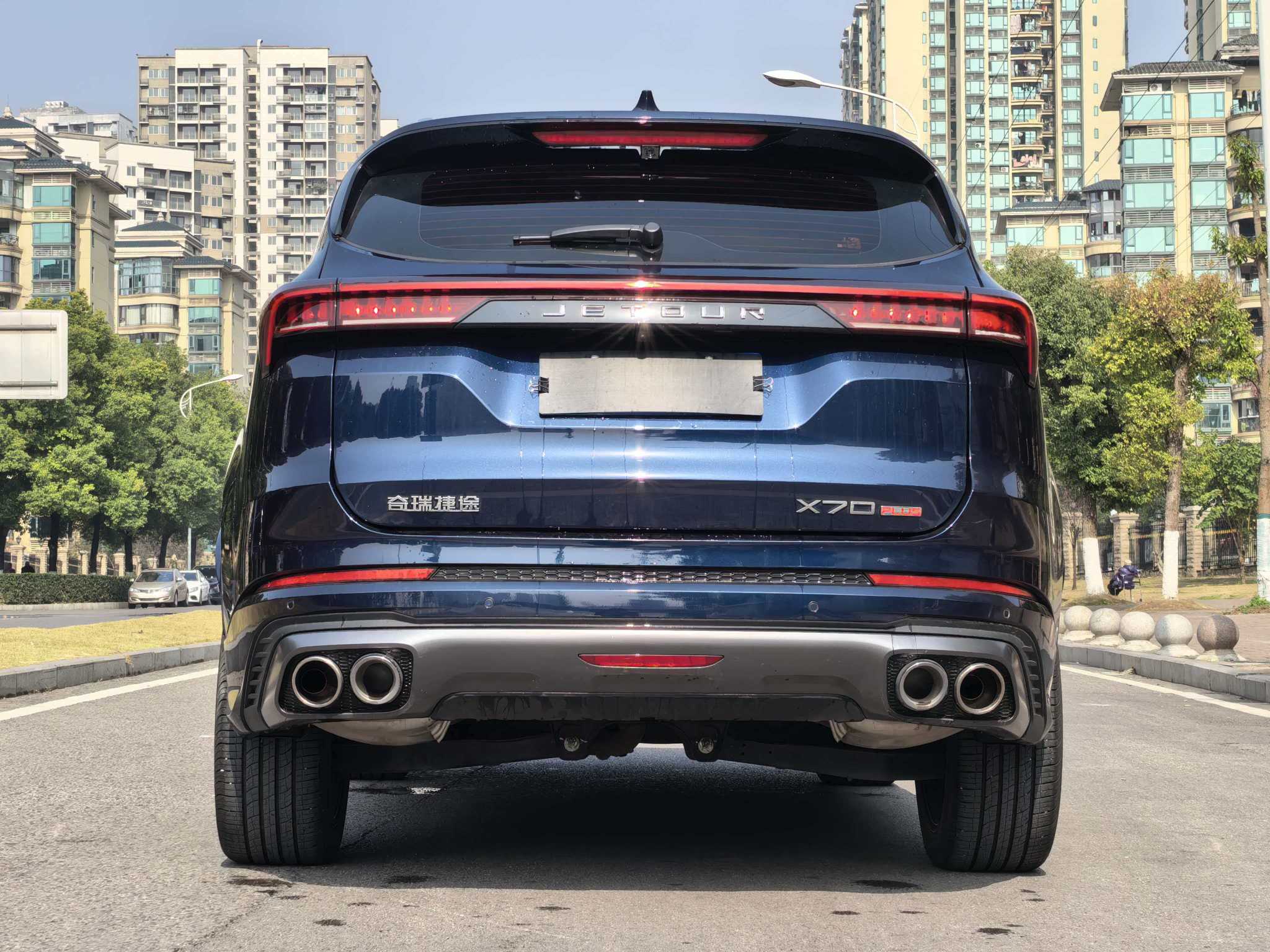 Jetour X70 PLUS 2022 car image #12