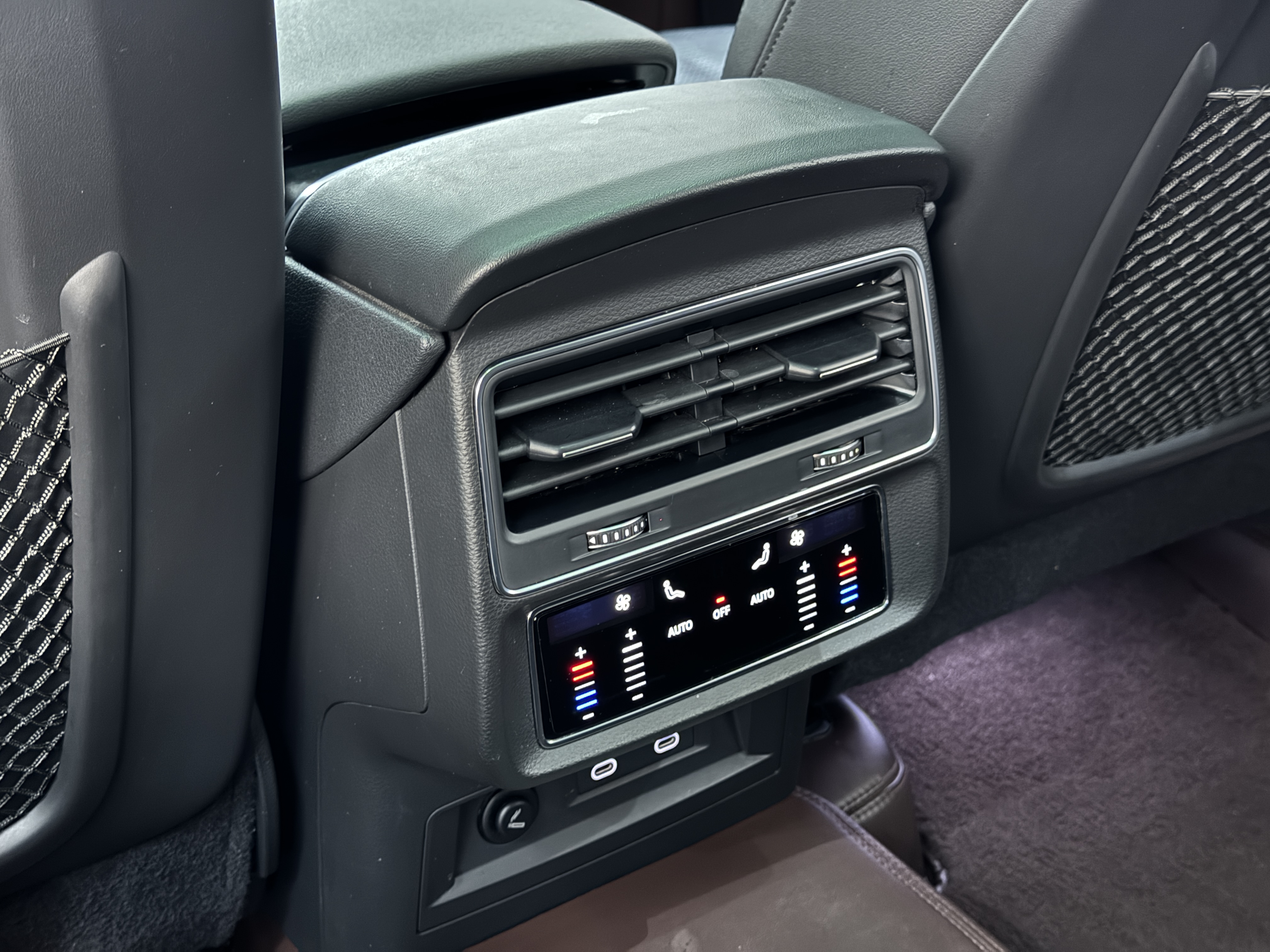 Audi Q8 2021 #12 Audi Q8 2021 car image #12