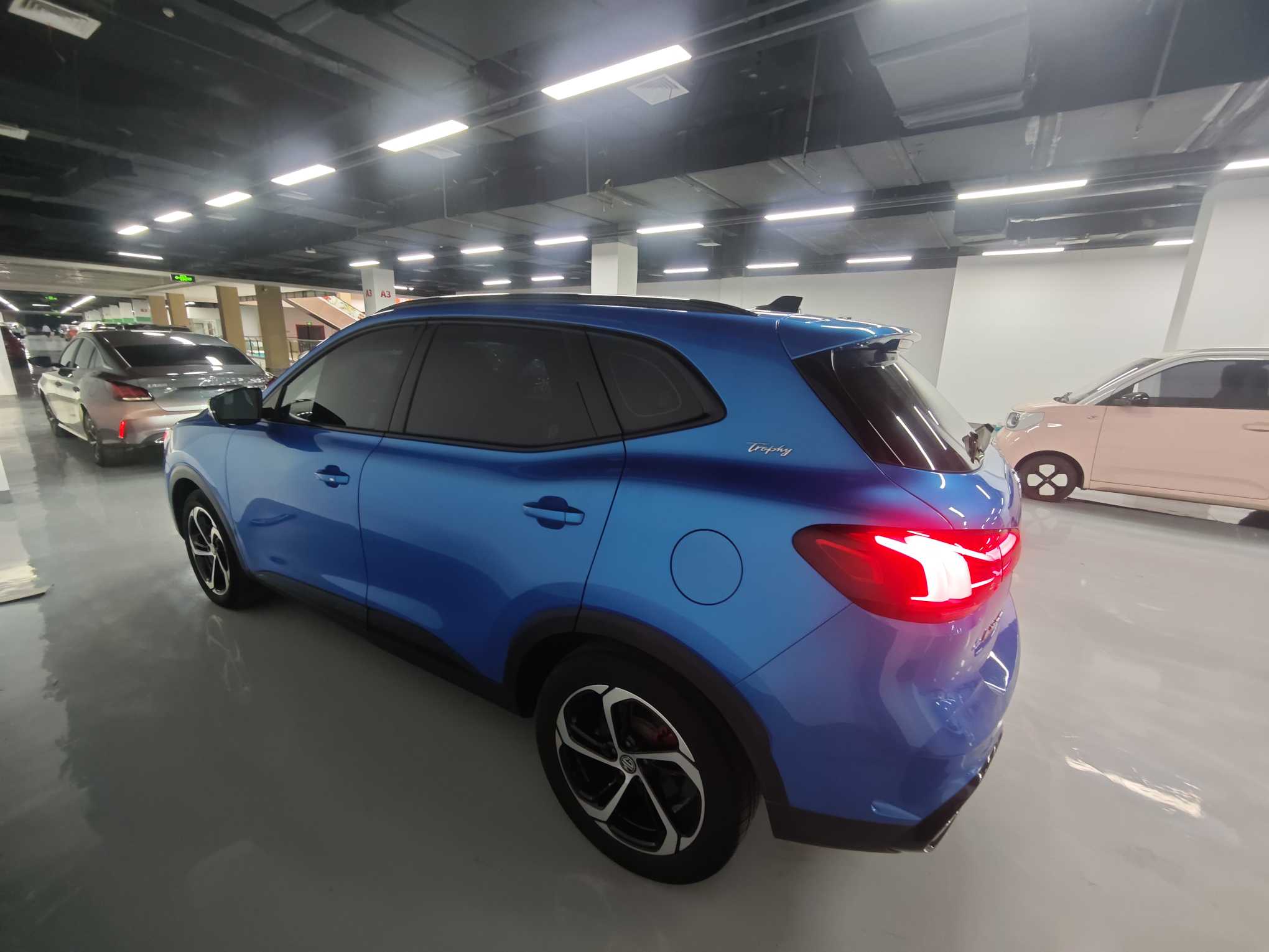 MG Pilot 2023 car image #12