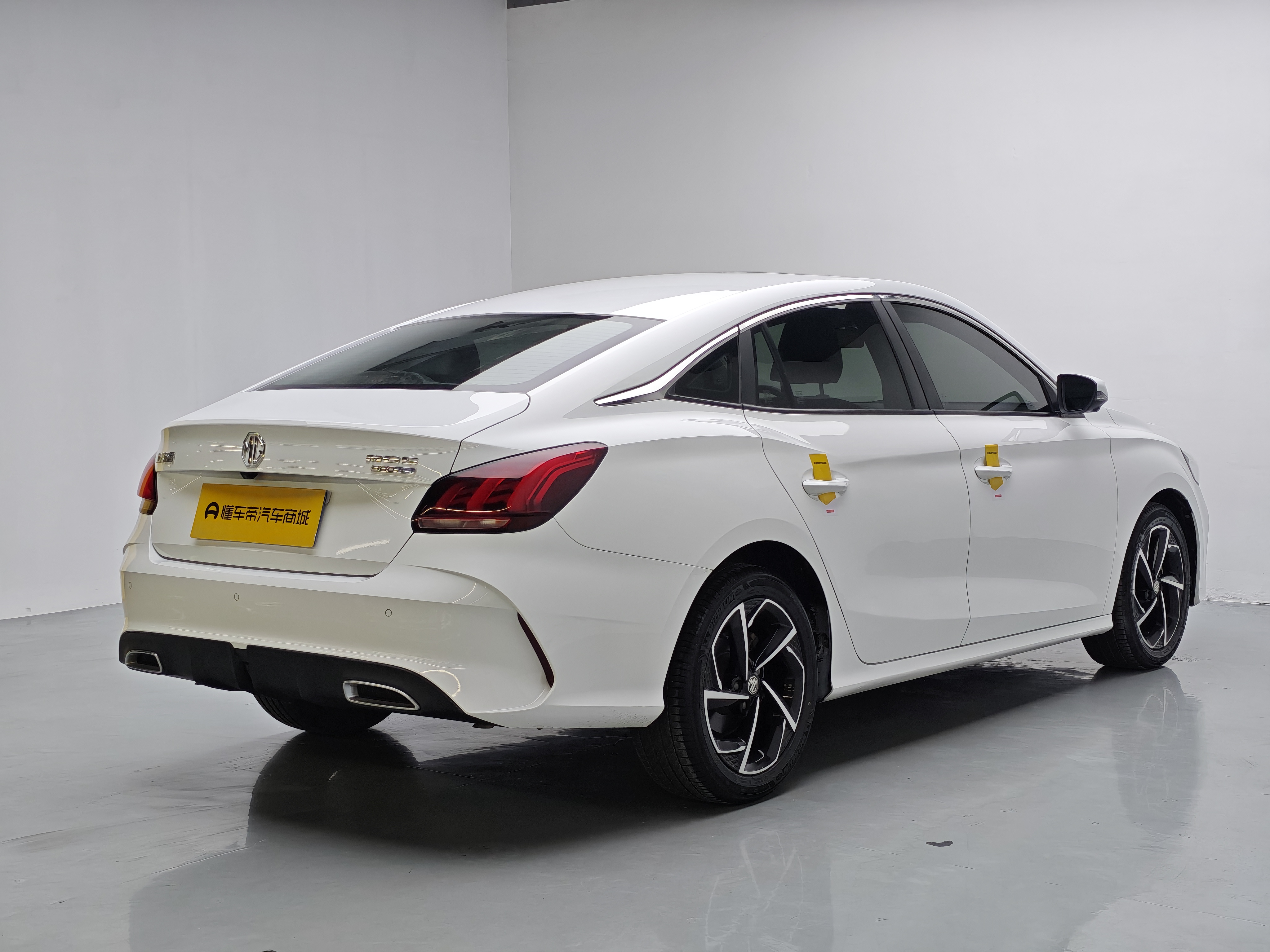 MG 5 2021 car image #12