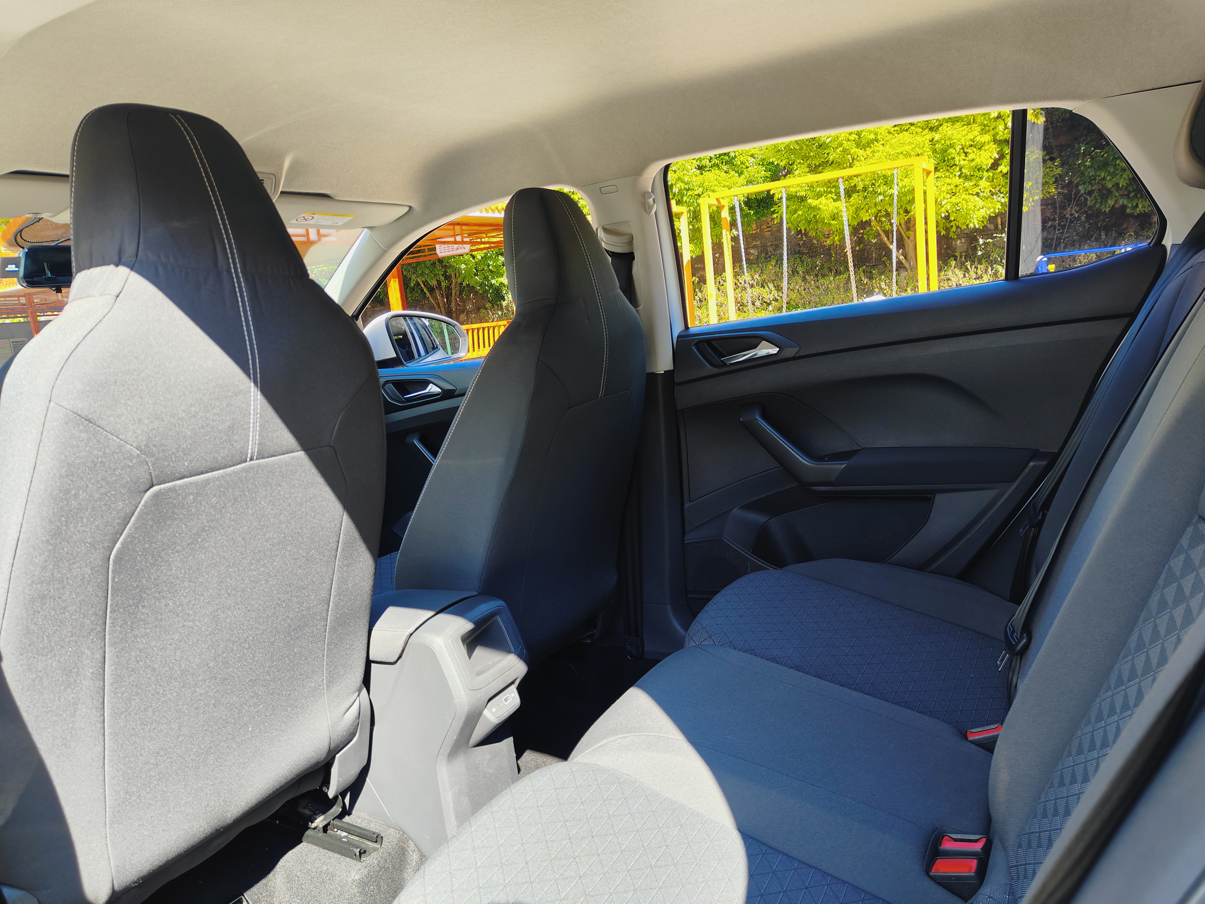 Volkswagen T-Cross 2021 car image #12
