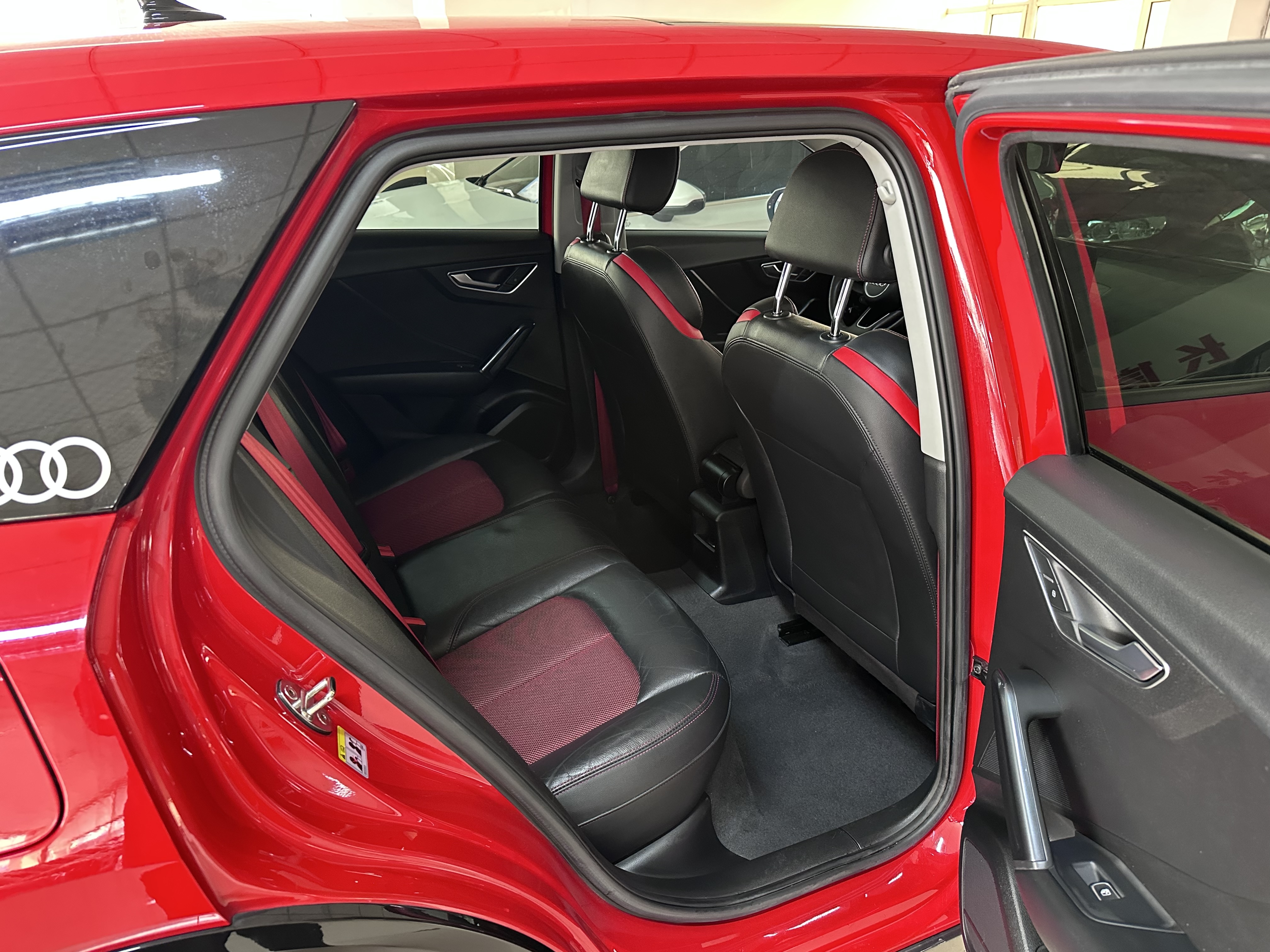 Q2L 2020 car image #12