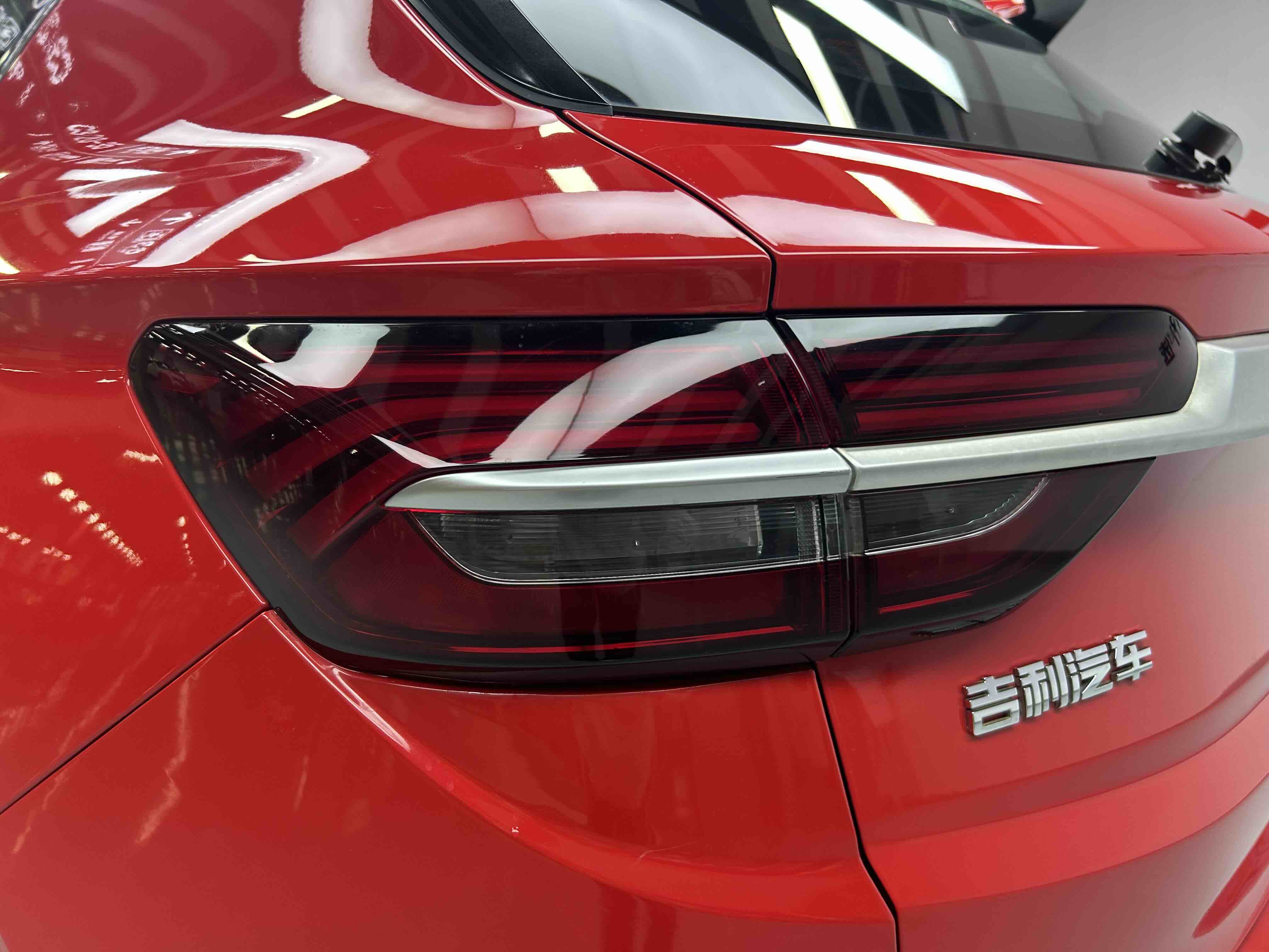GEELY Coolray 2020 #12 GEELY Coolray 2020 car image #12