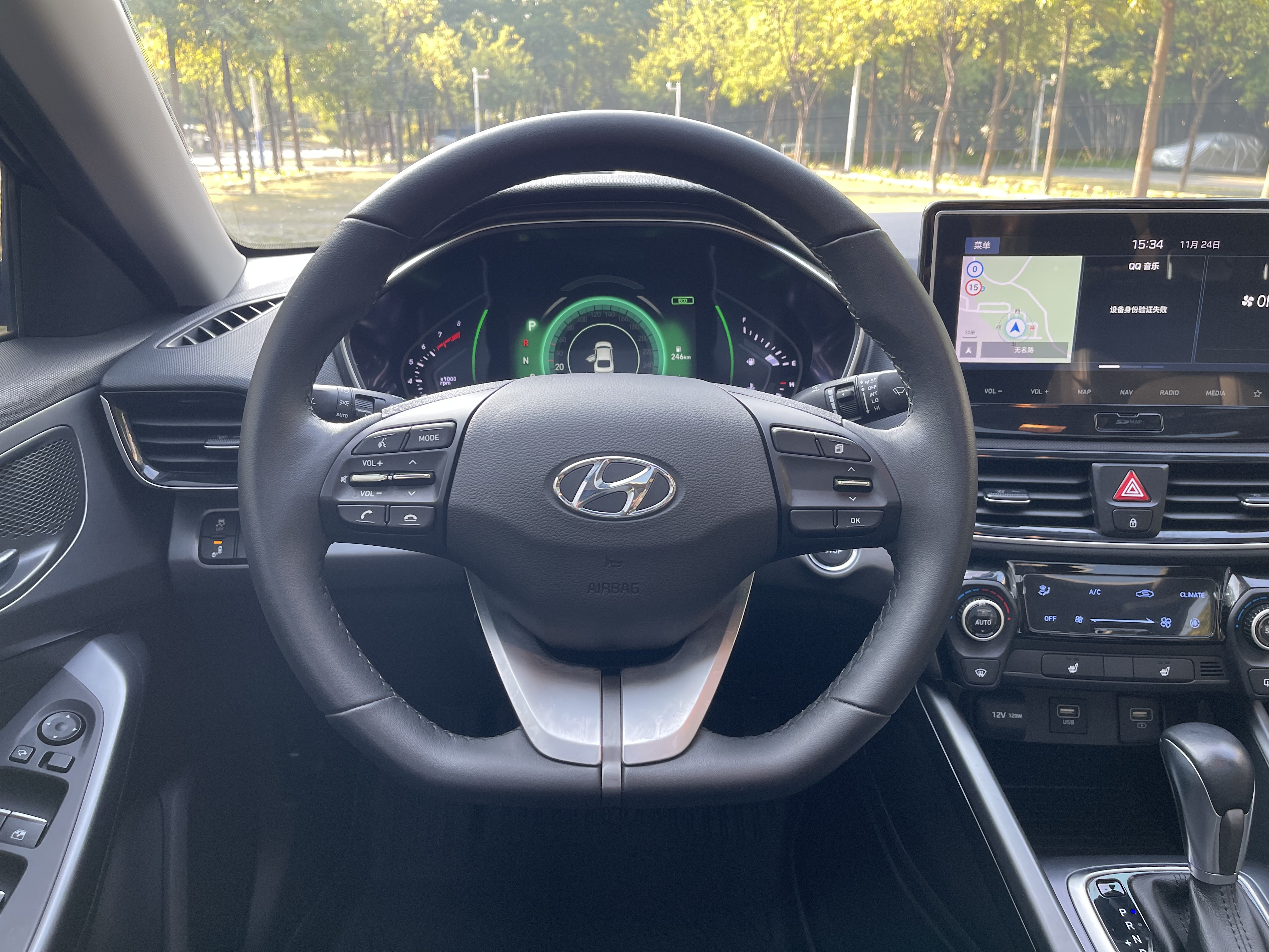 Hyundai Lafesta 2021 car image #12