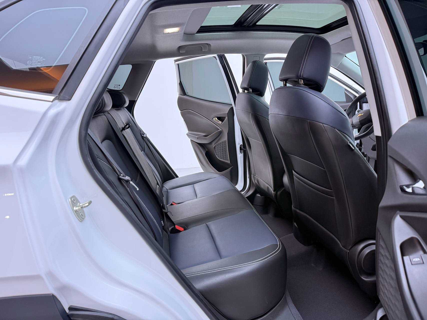 Chevrolet Tracker 2021 #12 Chevrolet Tracker 2021 car image #12