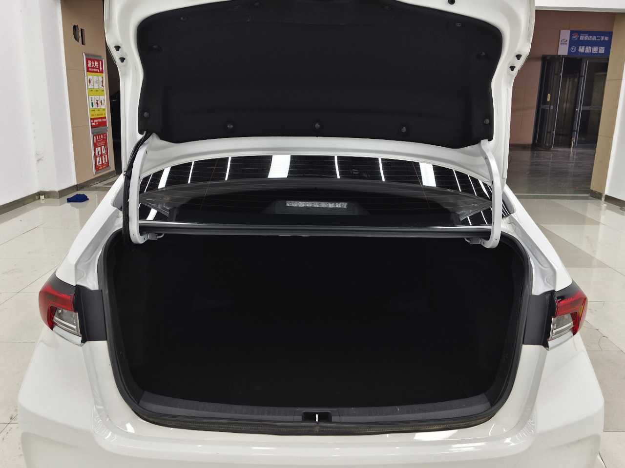Corolla 2023 car image #12