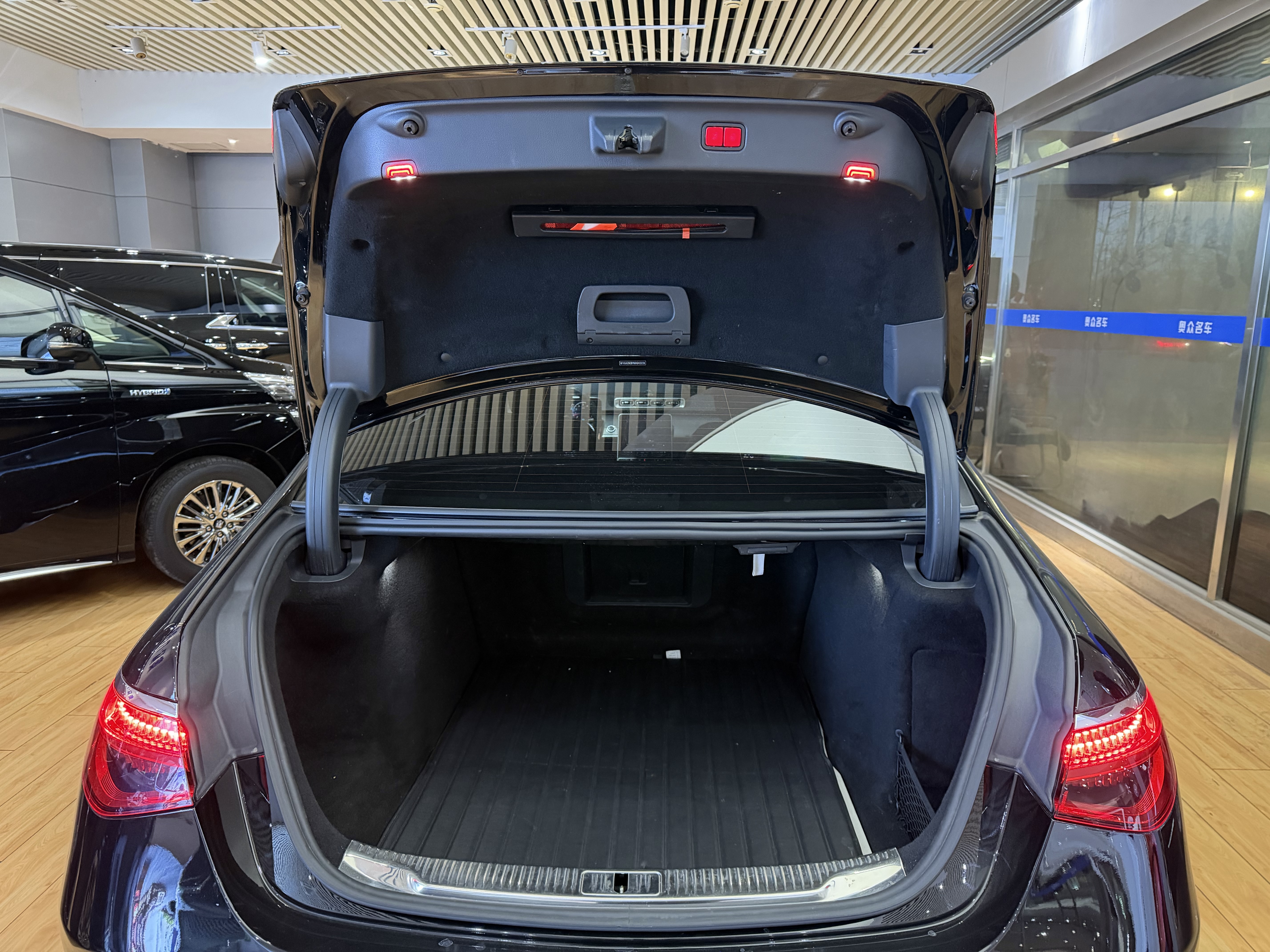 Mercedes-Benz S Class 2021 immagine di auto #12