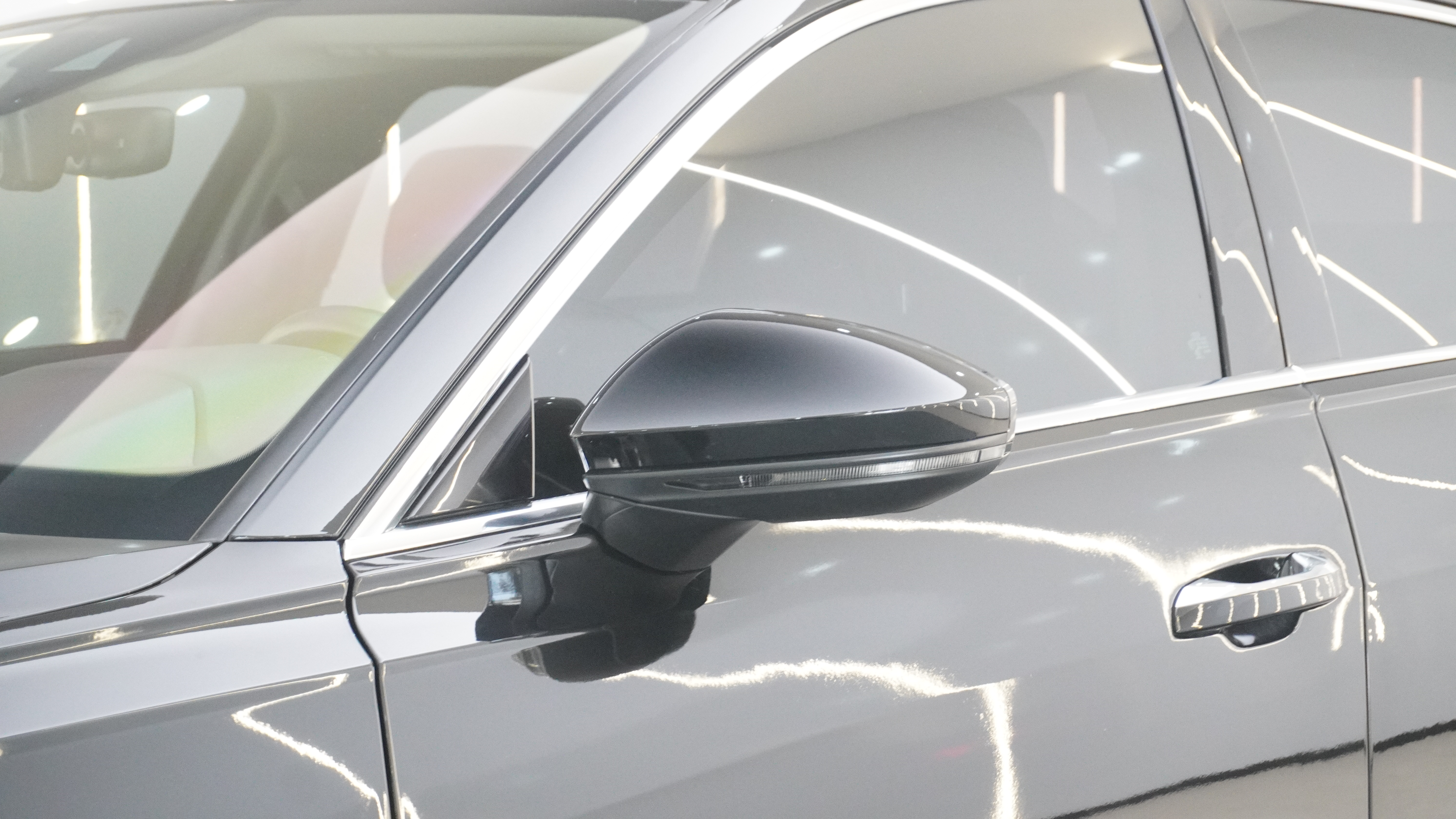 Audi A6L 2021 car image #12