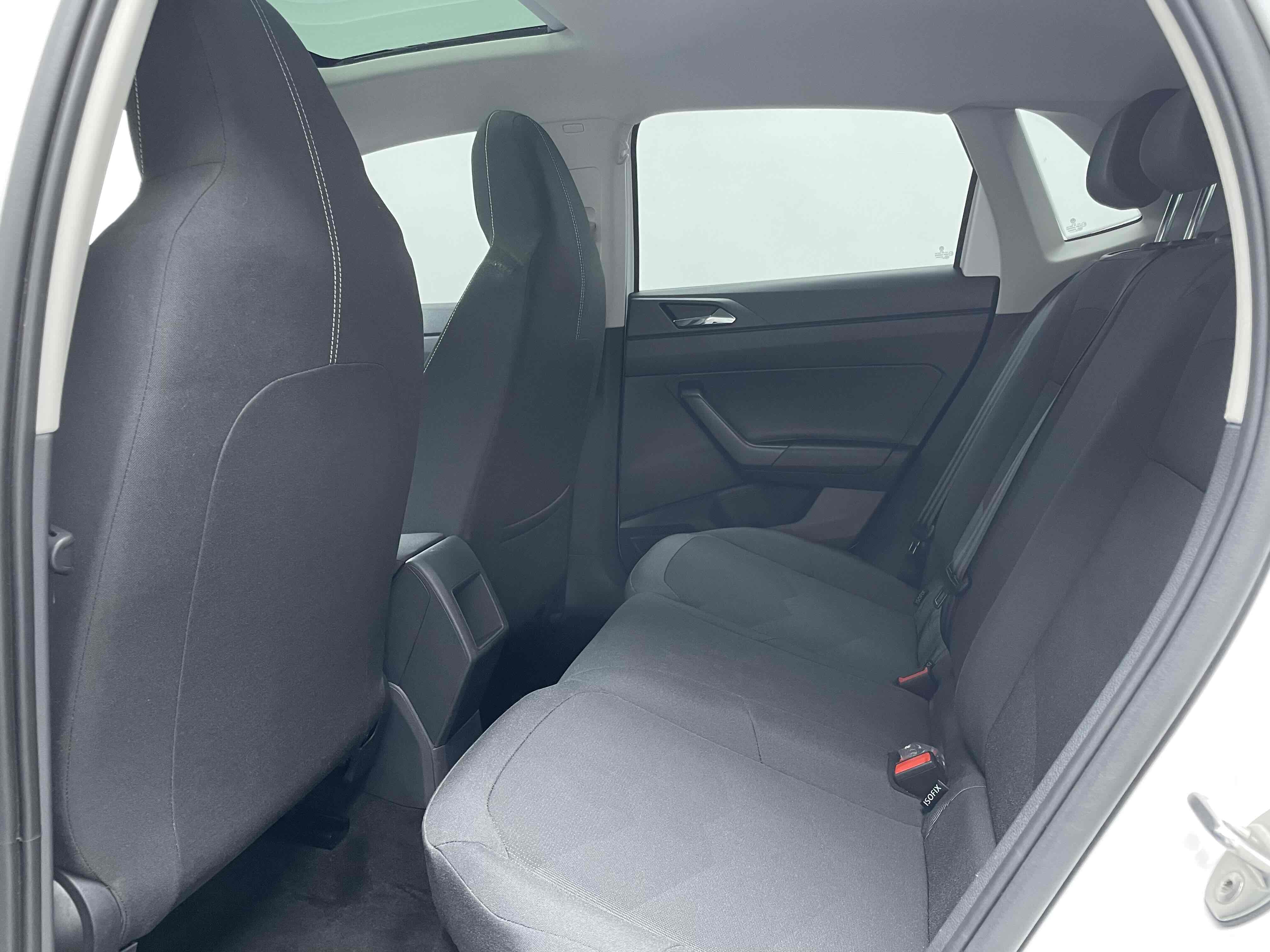 Volkswagen Polo 2022 car image #12