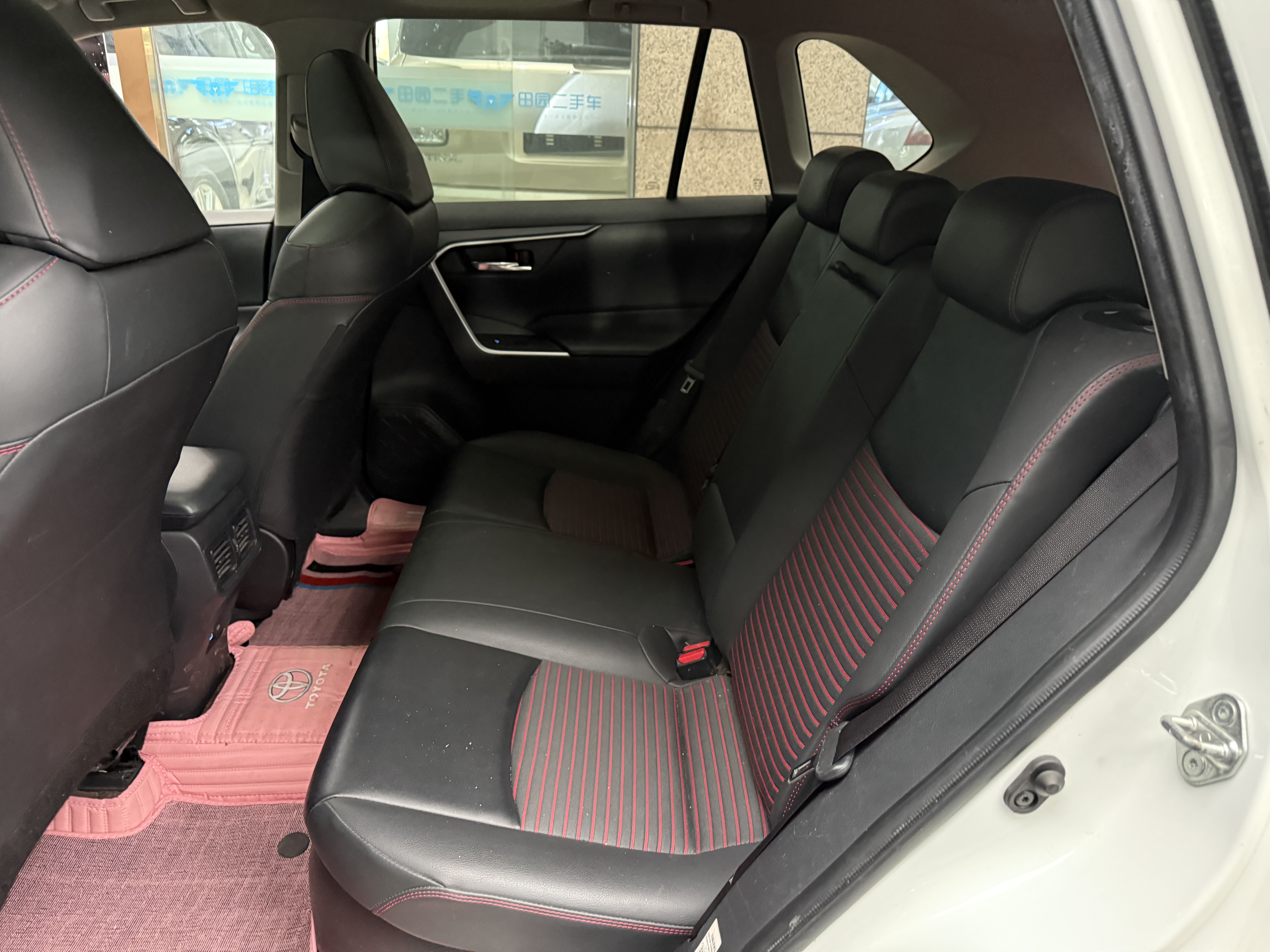 Toyota RAV4 Hybird E+ 2021 #12 Toyota RAV4 Hybird E+ 2021 car image #12