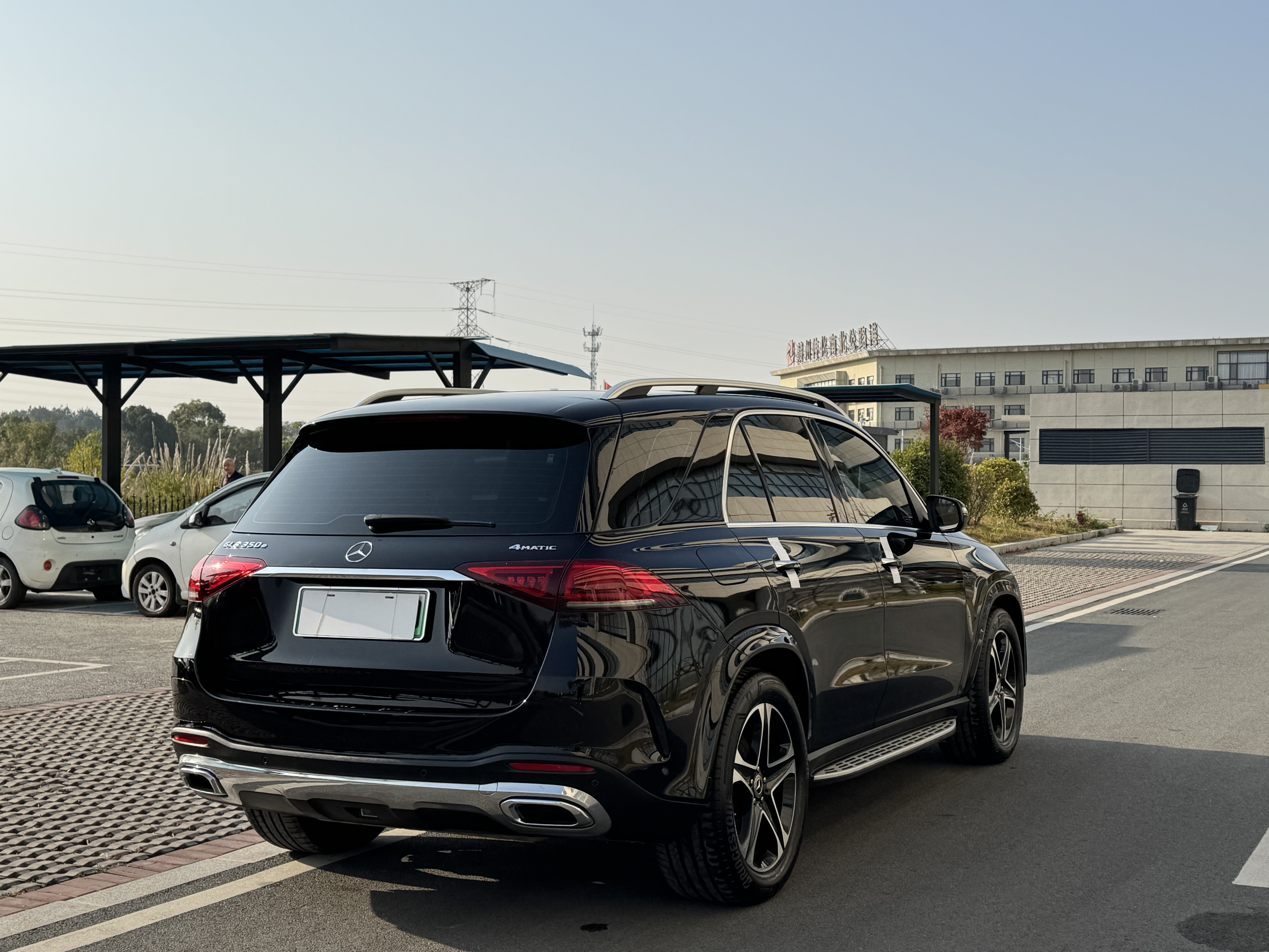 Mercedes-Benz GLE Class New Energy 2021 car image #12