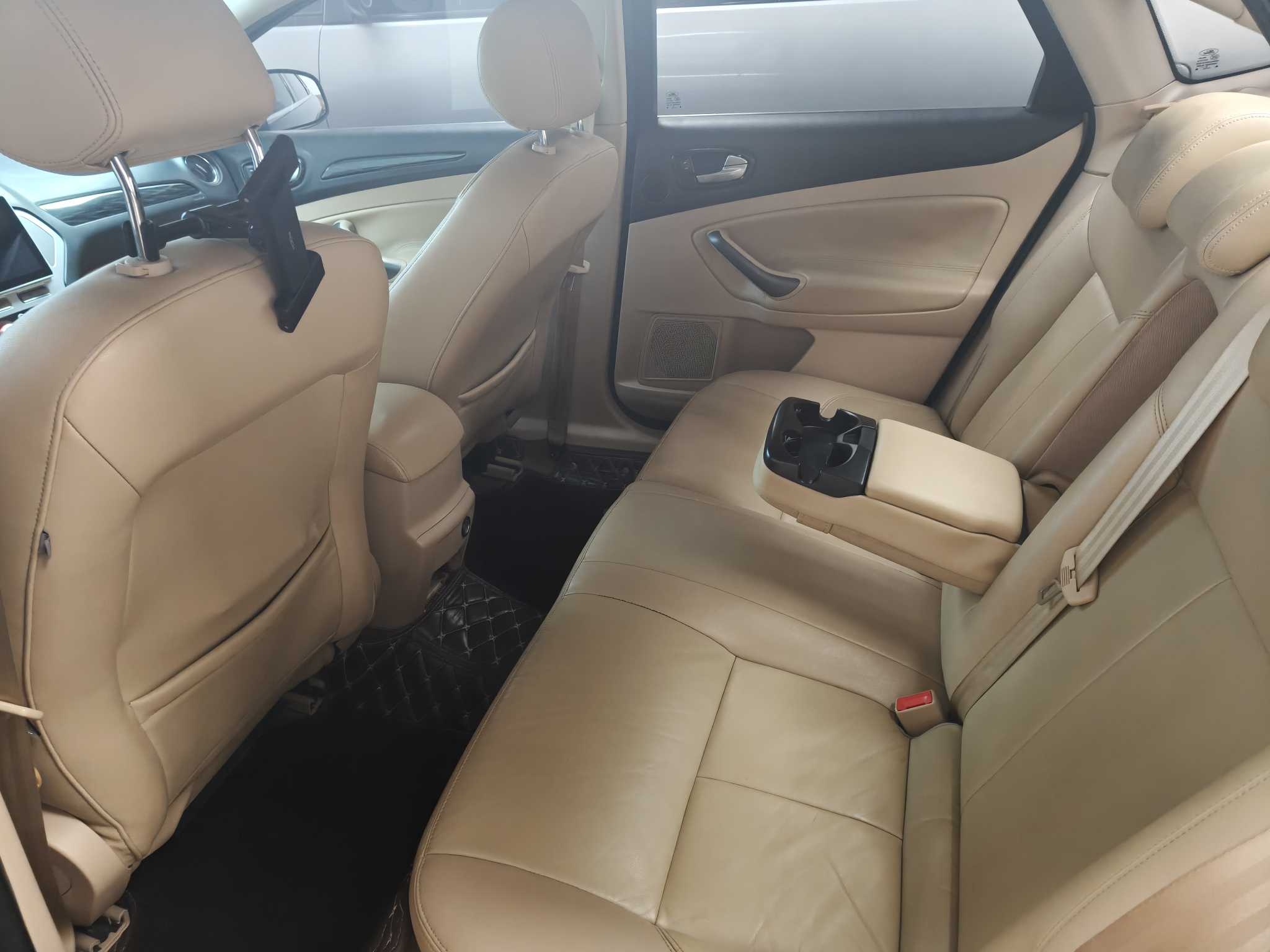 Ford Mondeo-Zhisheng 2011 car image #12