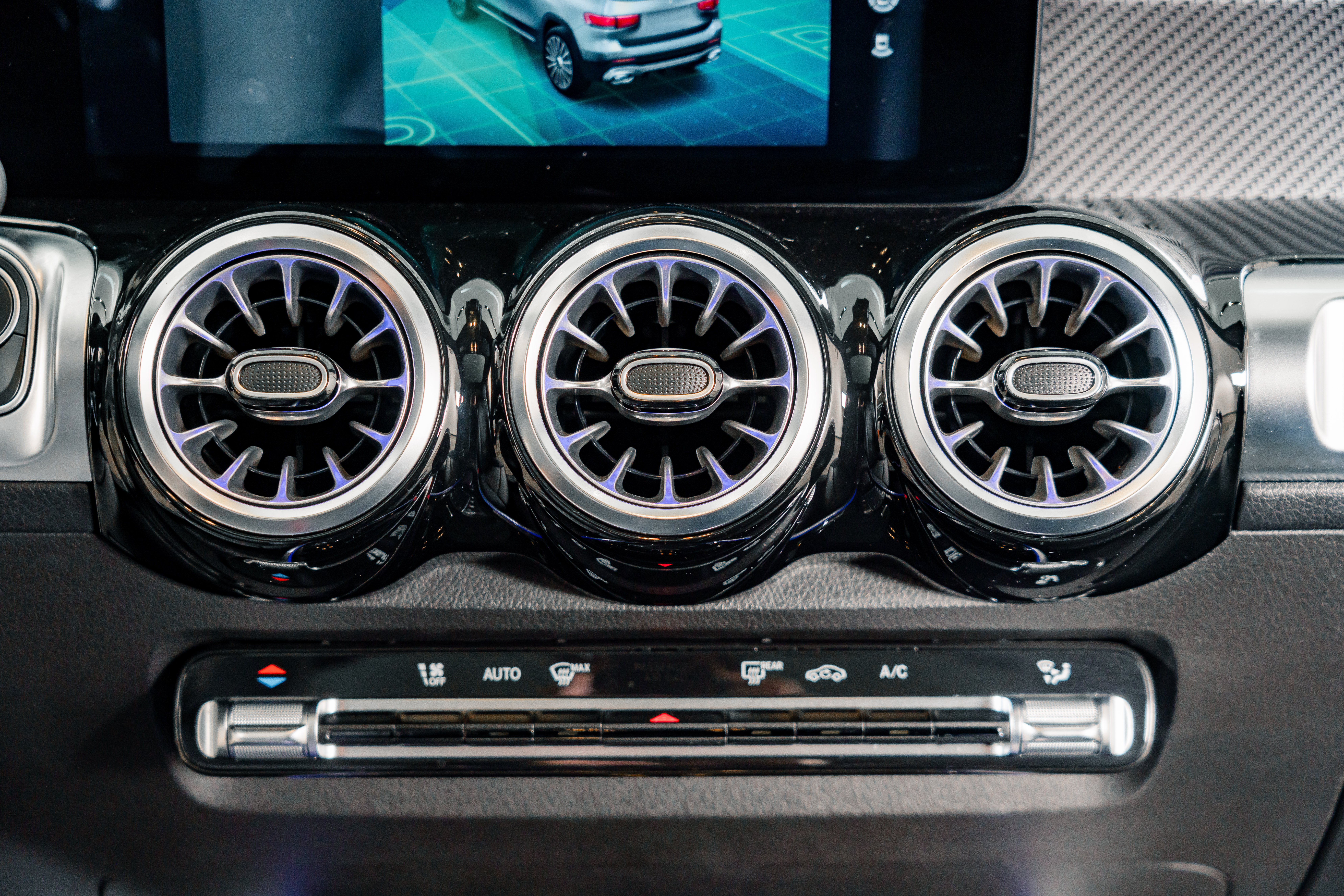 Mercedes-Benz GLB AMG 2021 car image #12