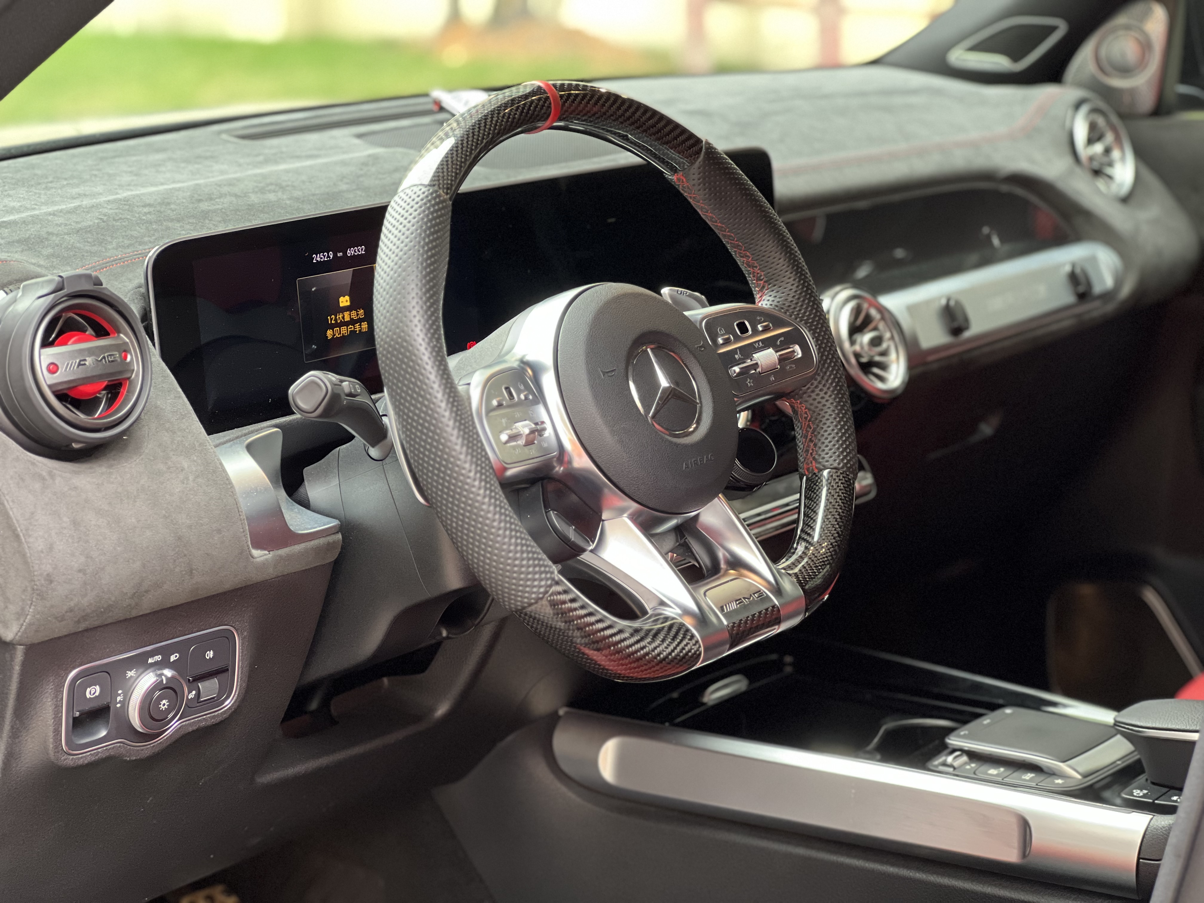 Mercedes-Benz GLB AMG 2021 صورة سيارة #12