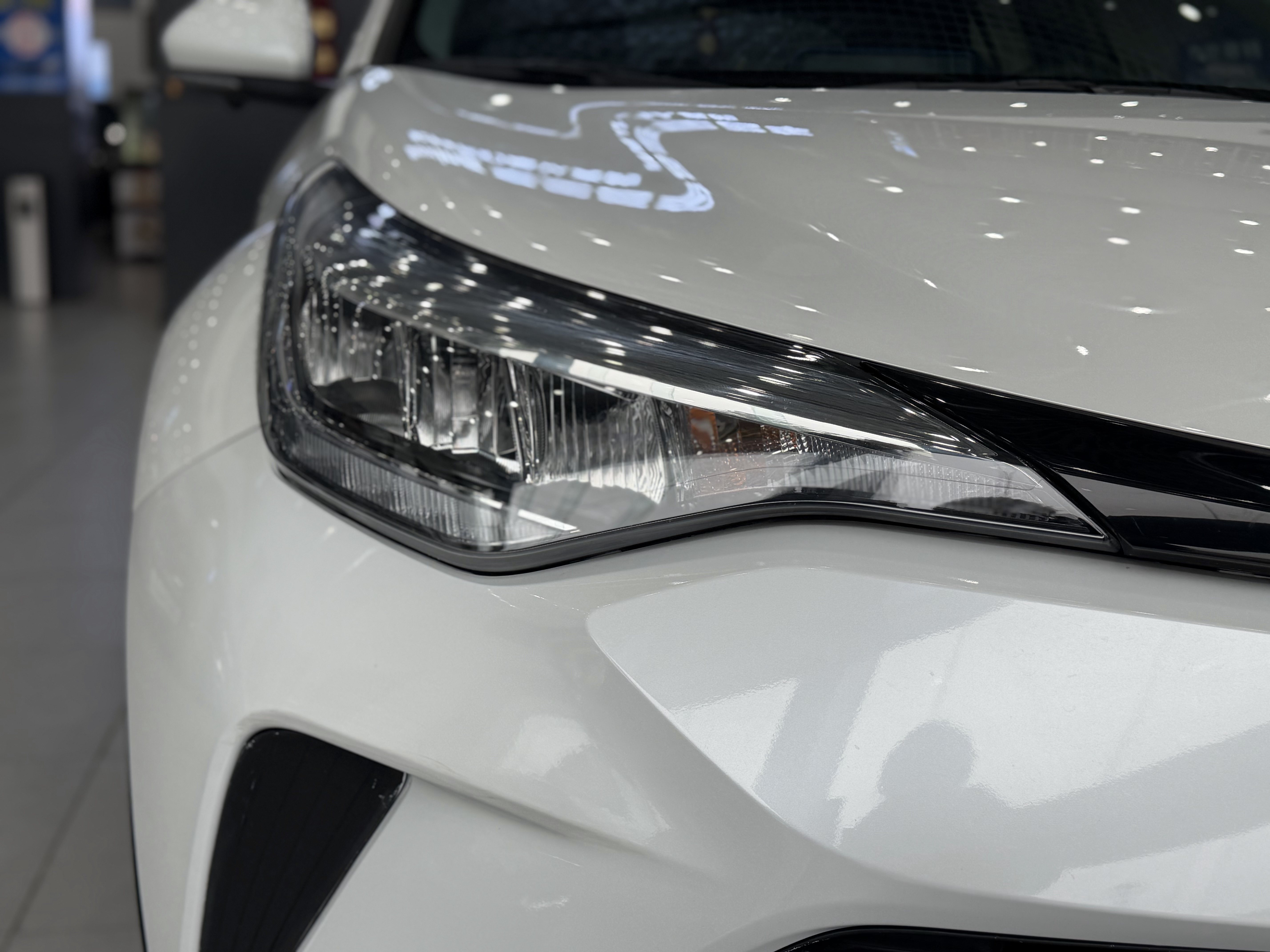 Toyota C-HR 2021 immagine di auto #12